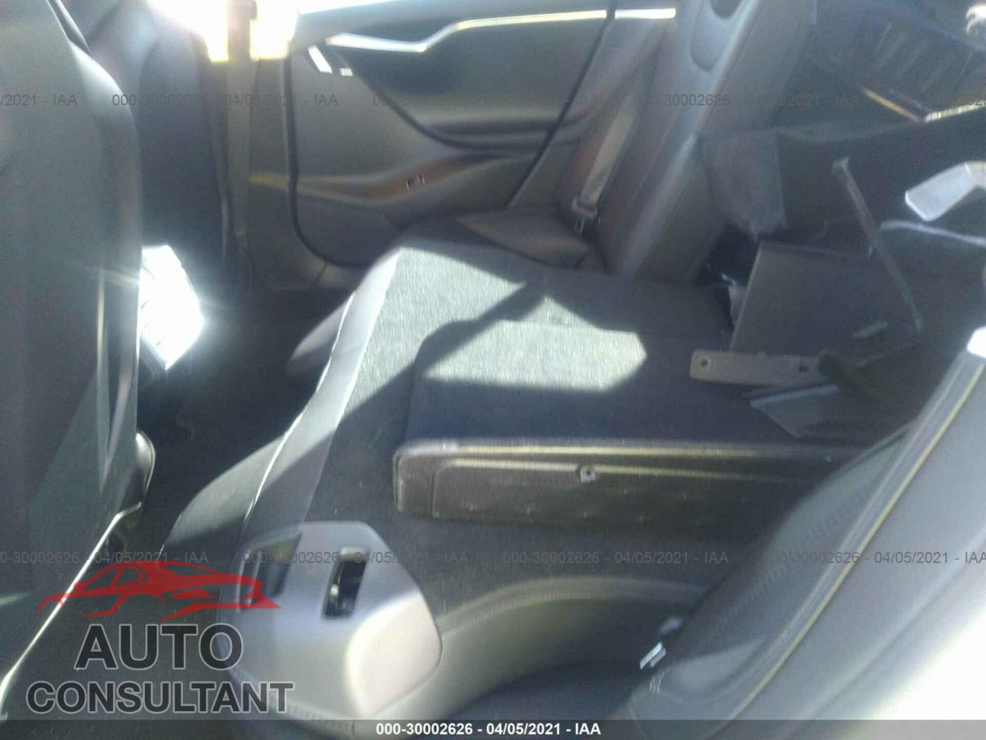 TESLA MODEL S 2016 - 5YJSA1E11GF133584