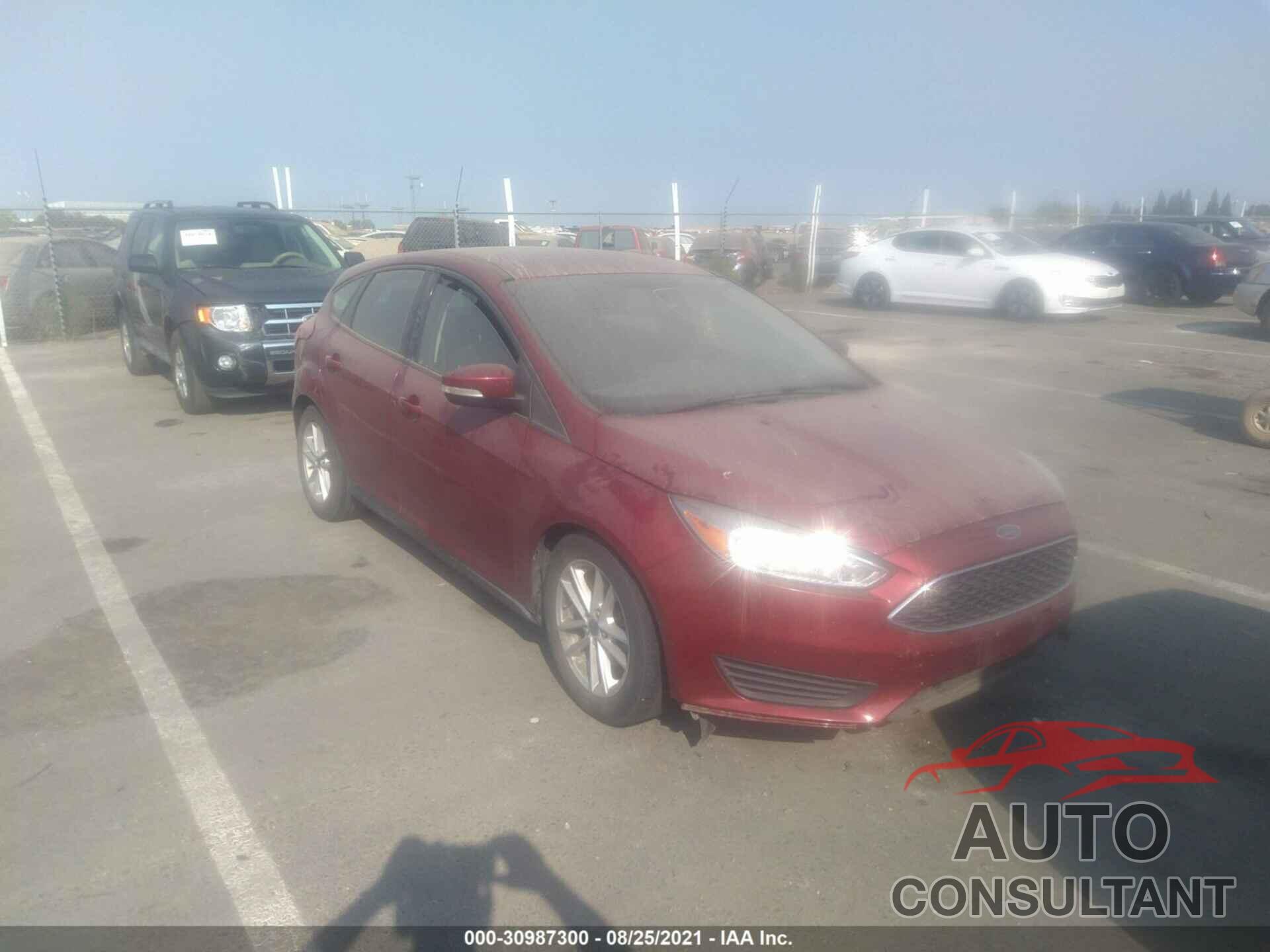 FORD FOCUS 2016 - 1FADP3K26GL392123