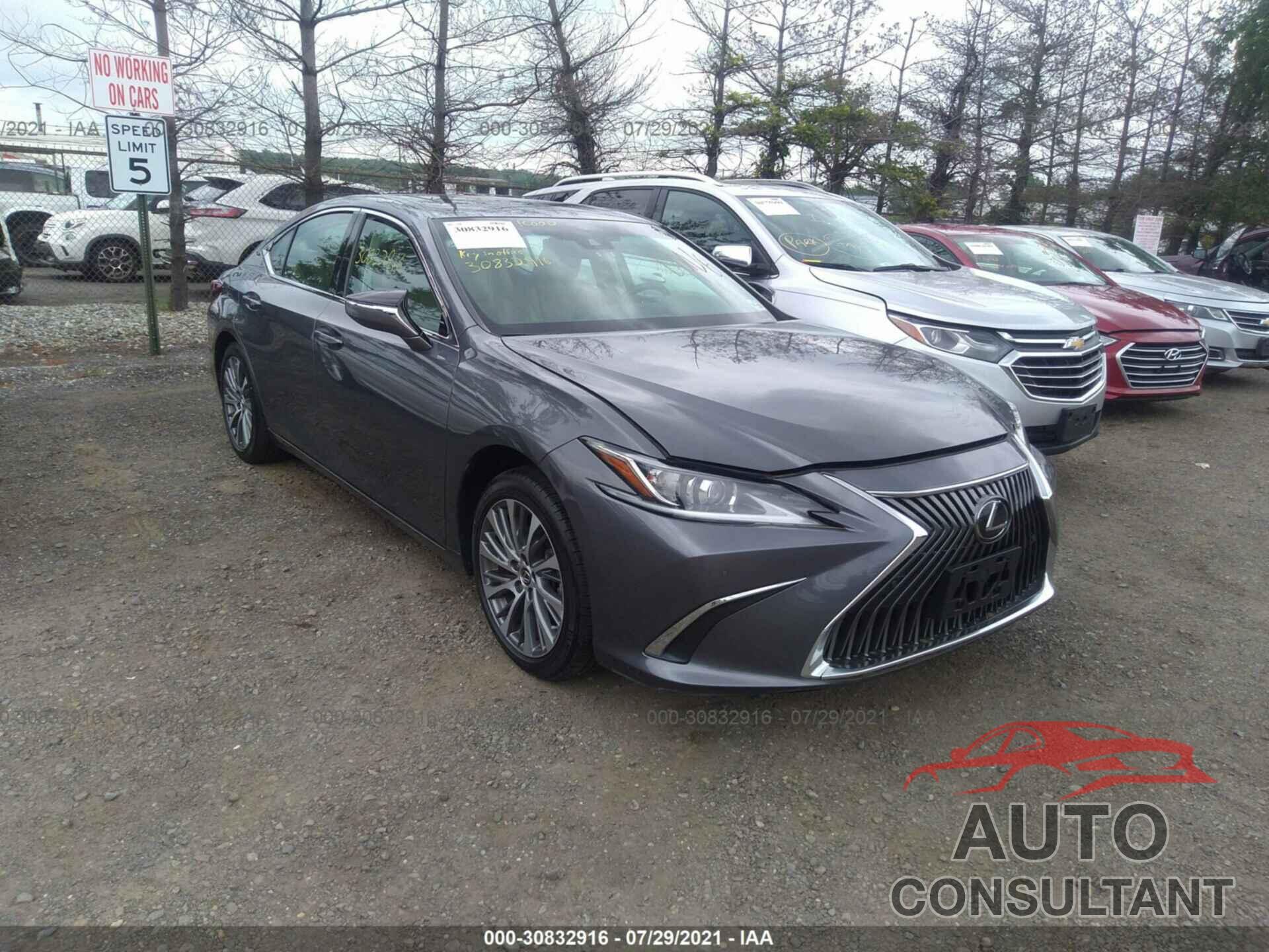 LEXUS ES 2019 - 58ABZ1B11KU042669