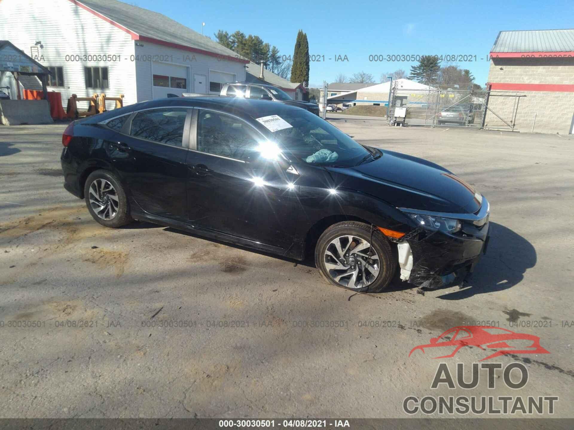 HONDA CIVIC SEDAN 2018 - 2HGFC2F73JH527174