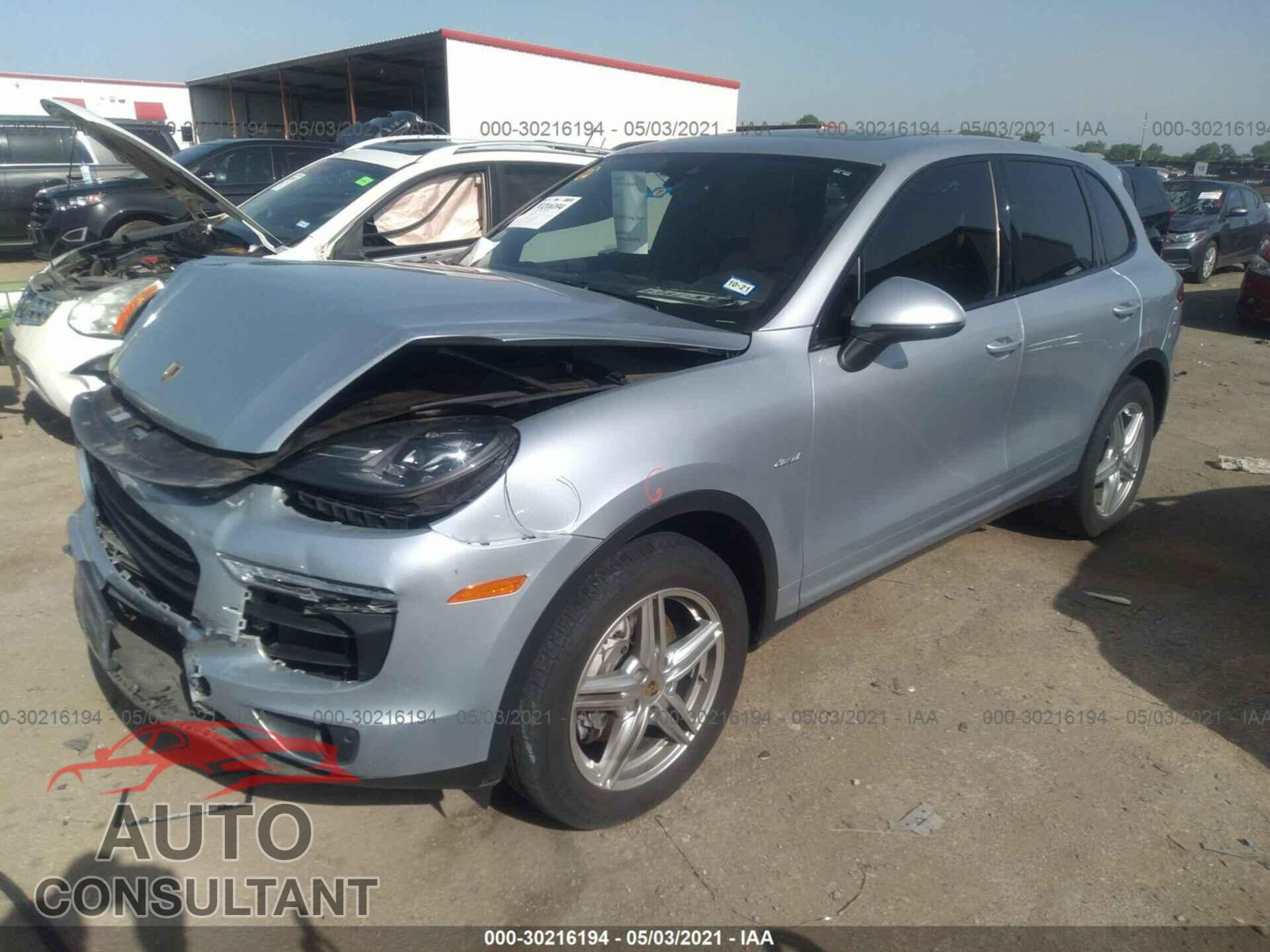 PORSCHE CAYENNE 2016 - WP1AF2A26GLA40346