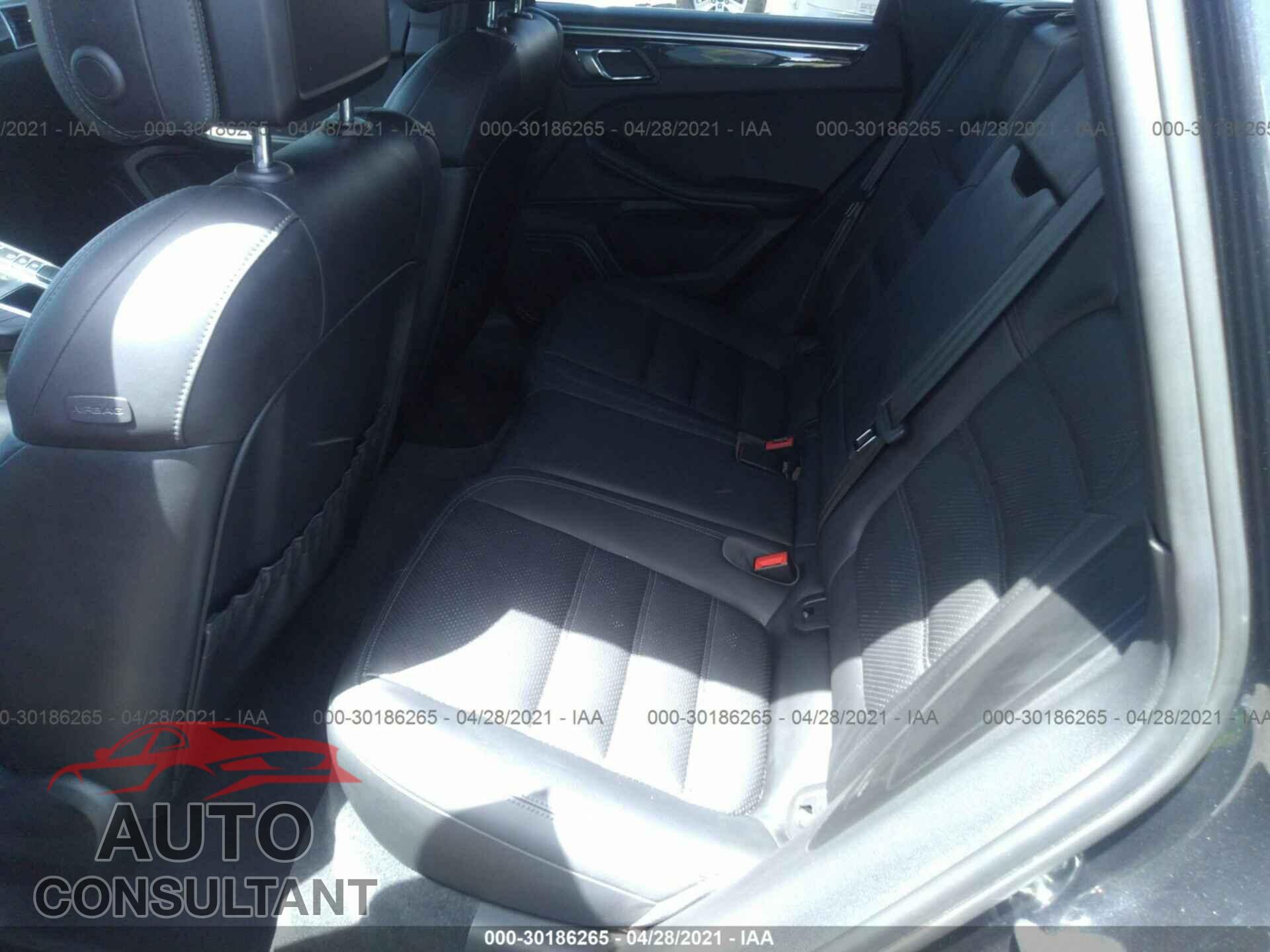 PORSCHE MACAN 2017 - WP1AB2A56HLB14999