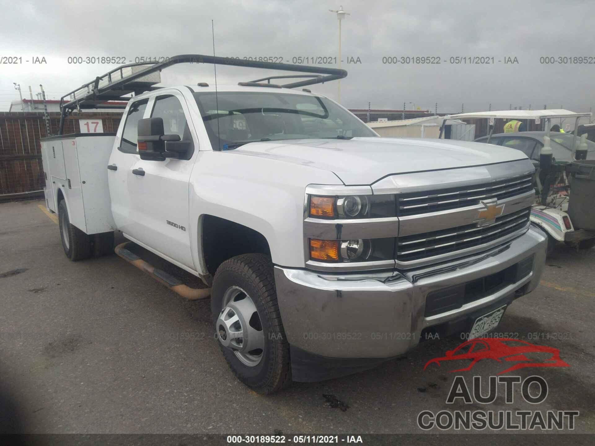 CHEVROLET SILVERADO 3500HD 2017 - 1GB5KYCG6HZ272491