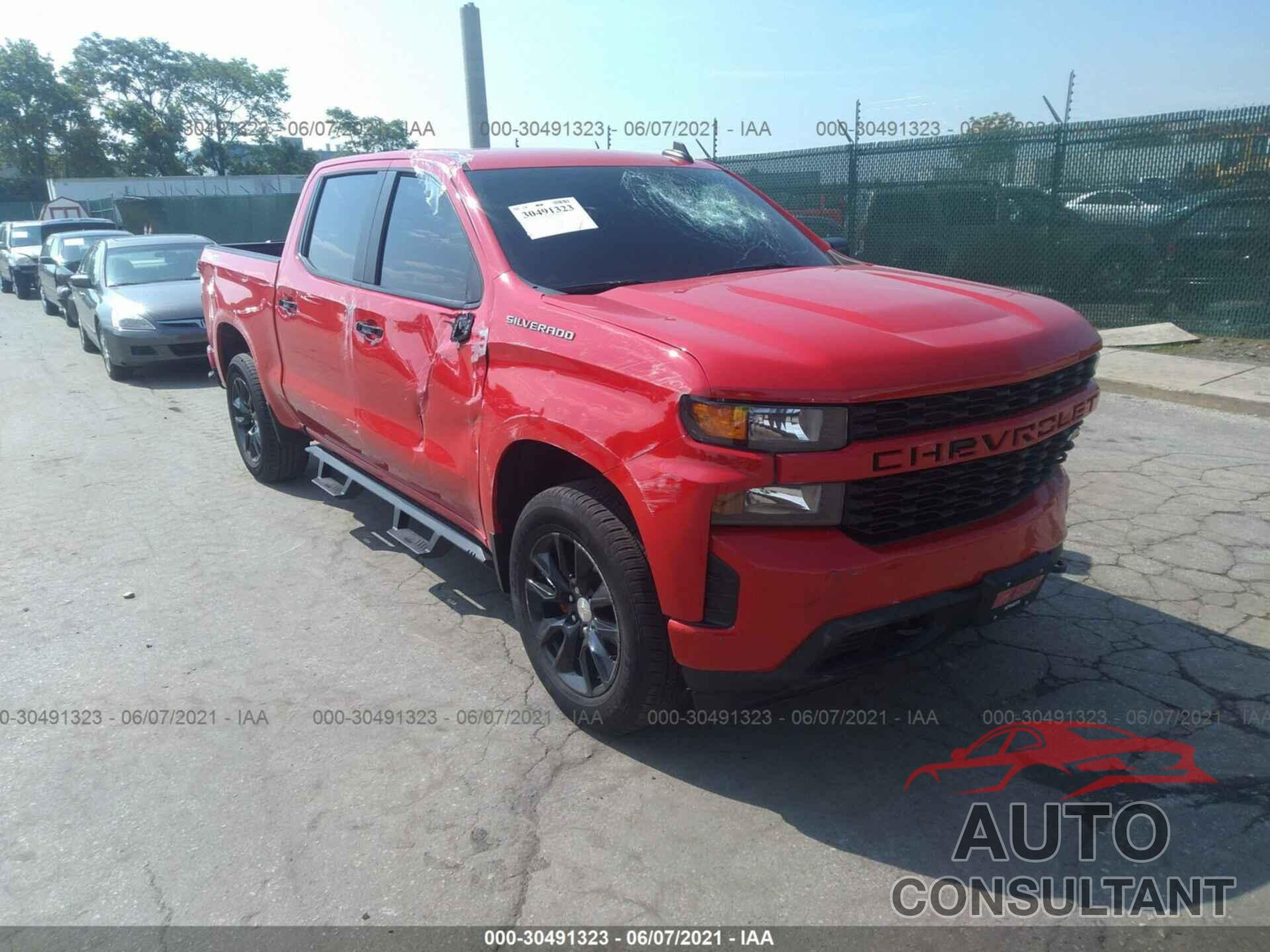 CHEVROLET SILVERADO 1500 2020 - 1GCPYBEH7LZ328419