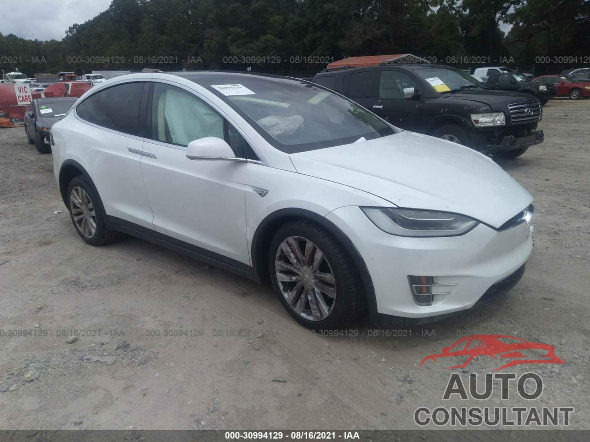 TESLA MODEL X 2016 - 5YJXCAE23GF016775