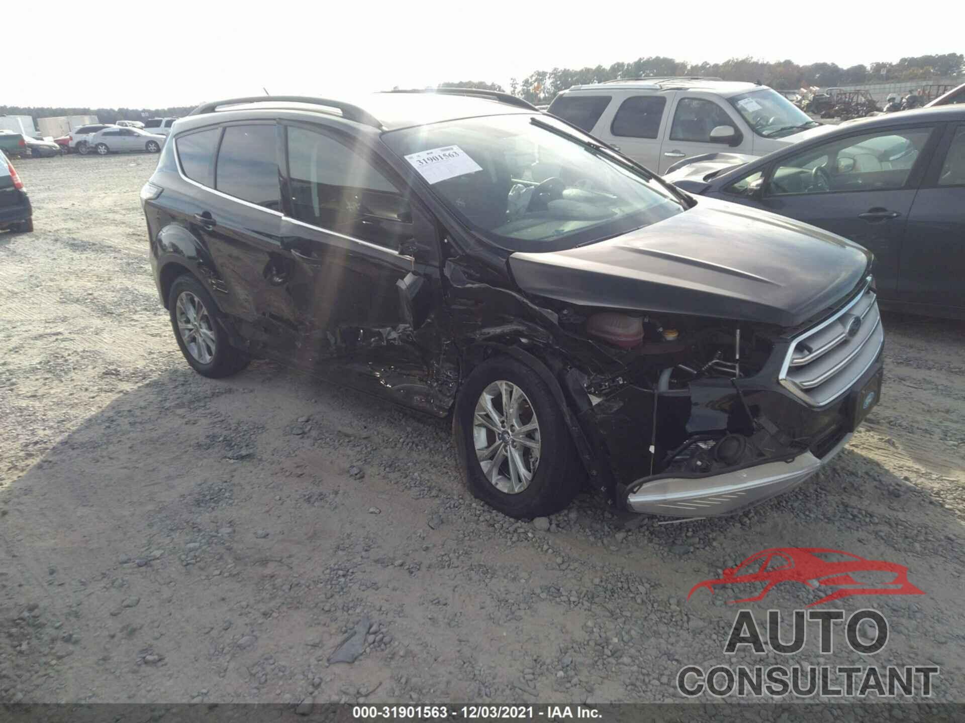 FORD ESCAPE 2018 - 1FMCU0GD8JUD26371