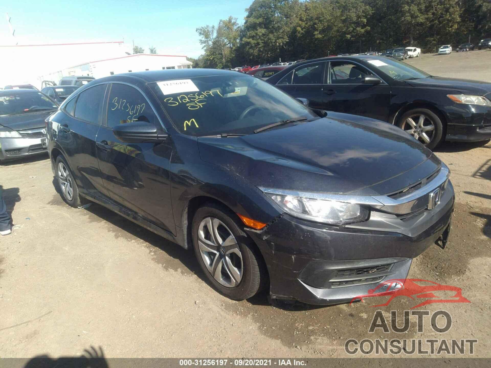 HONDA CIVIC SEDAN 2018 - 2HGFC2F52JH533272