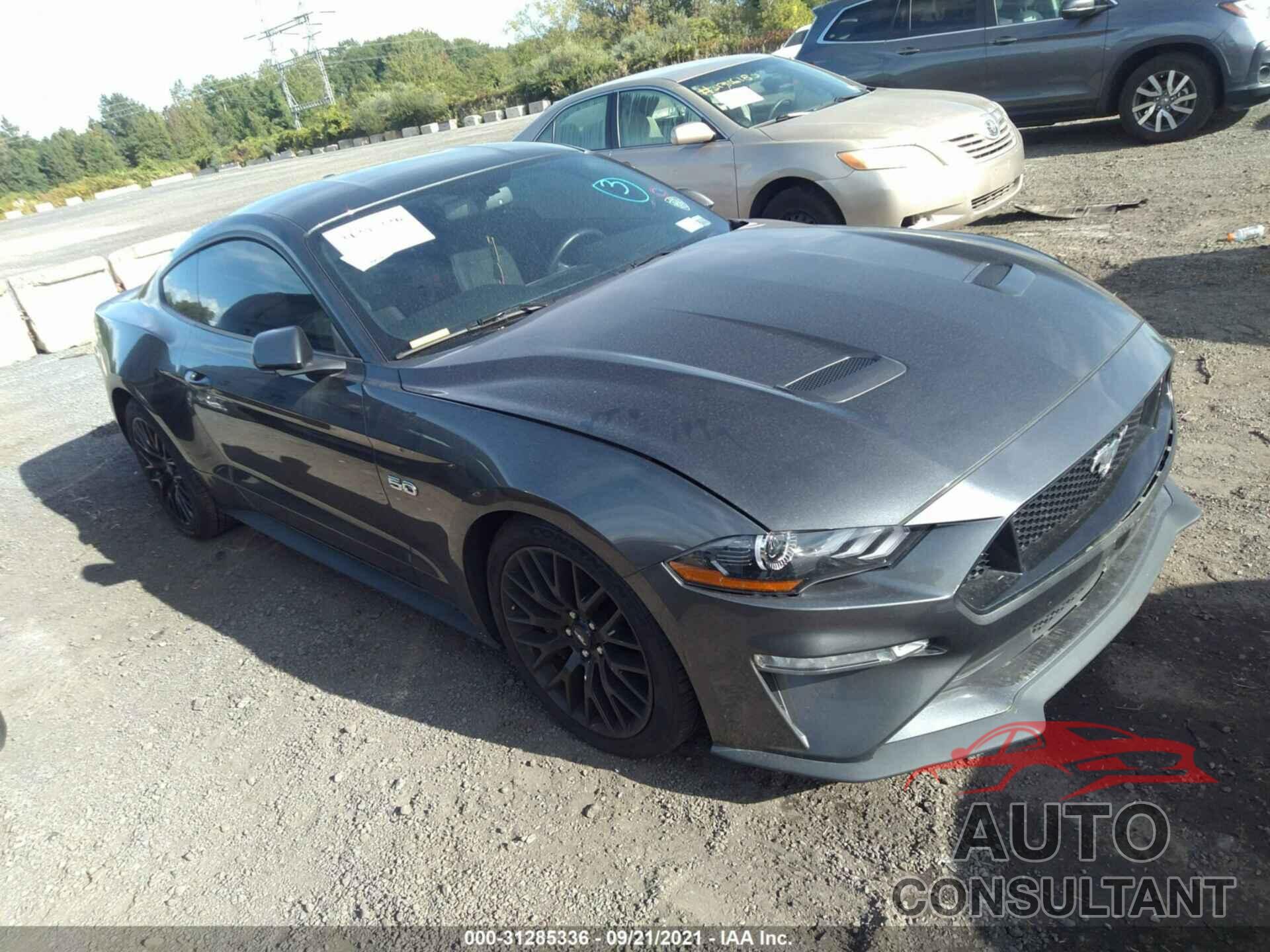 FORD MUSTANG 2018 - 1FA6P8CF0J5144209