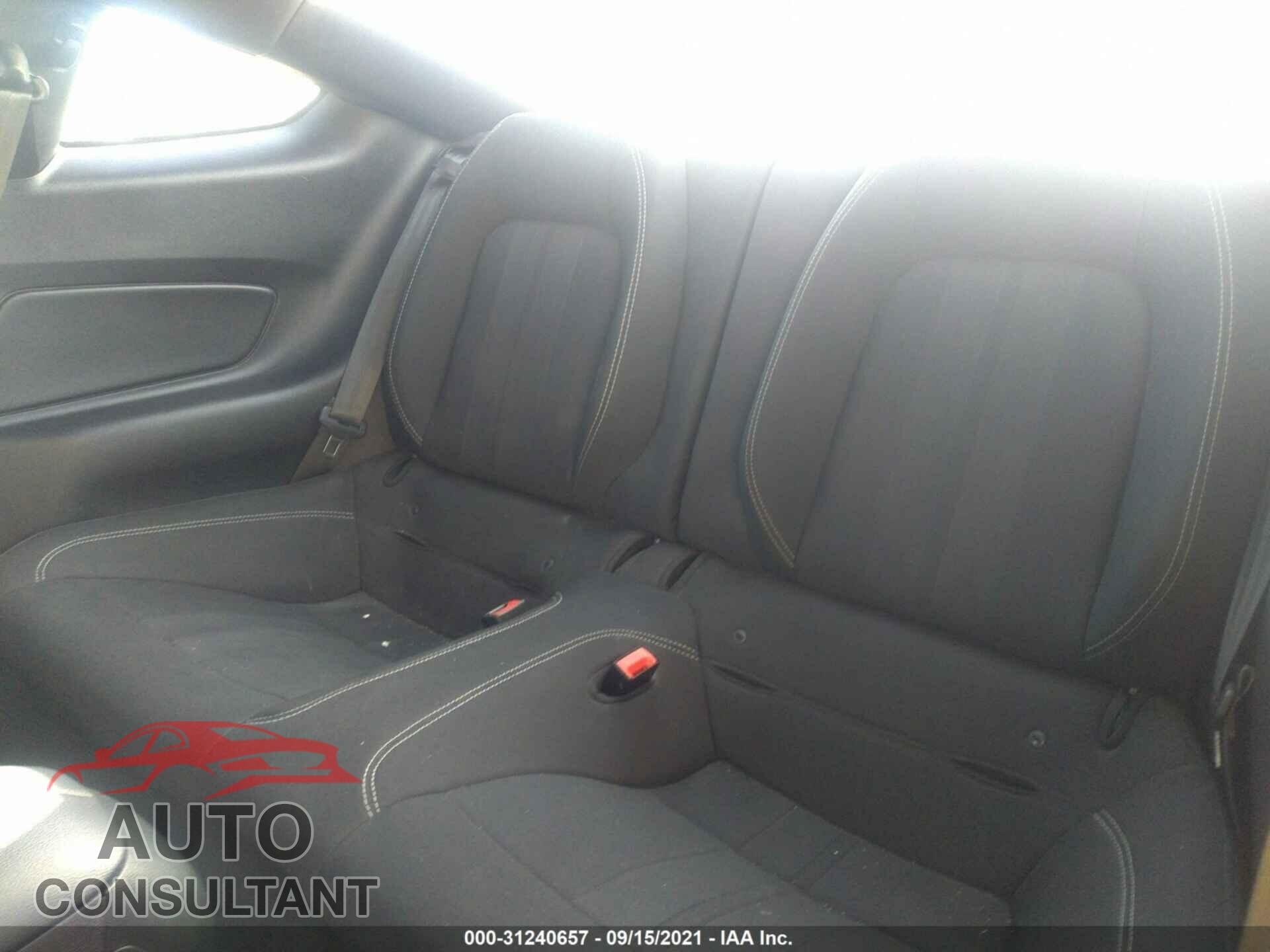 FORD MUSTANG 2020 - 1FA6P8TH4L5159879
