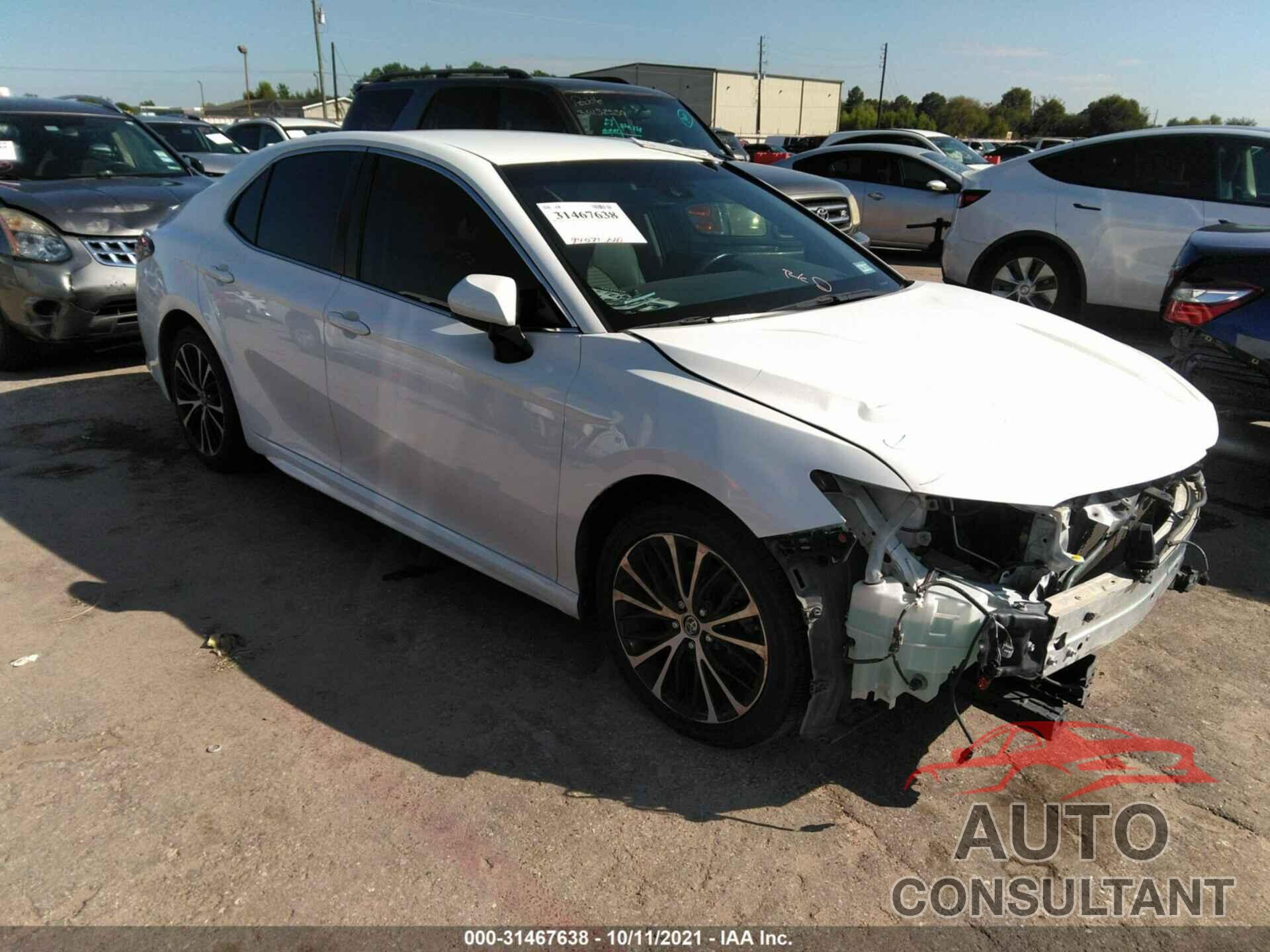 TOYOTA CAMRY 2018 - JTNB11HK9J3025296