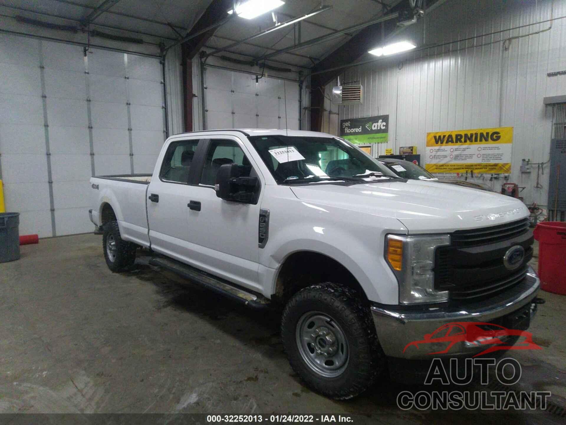 FORD SUPER DUTY F-250 SRW 2017 - 1FT7W2B64HED31785