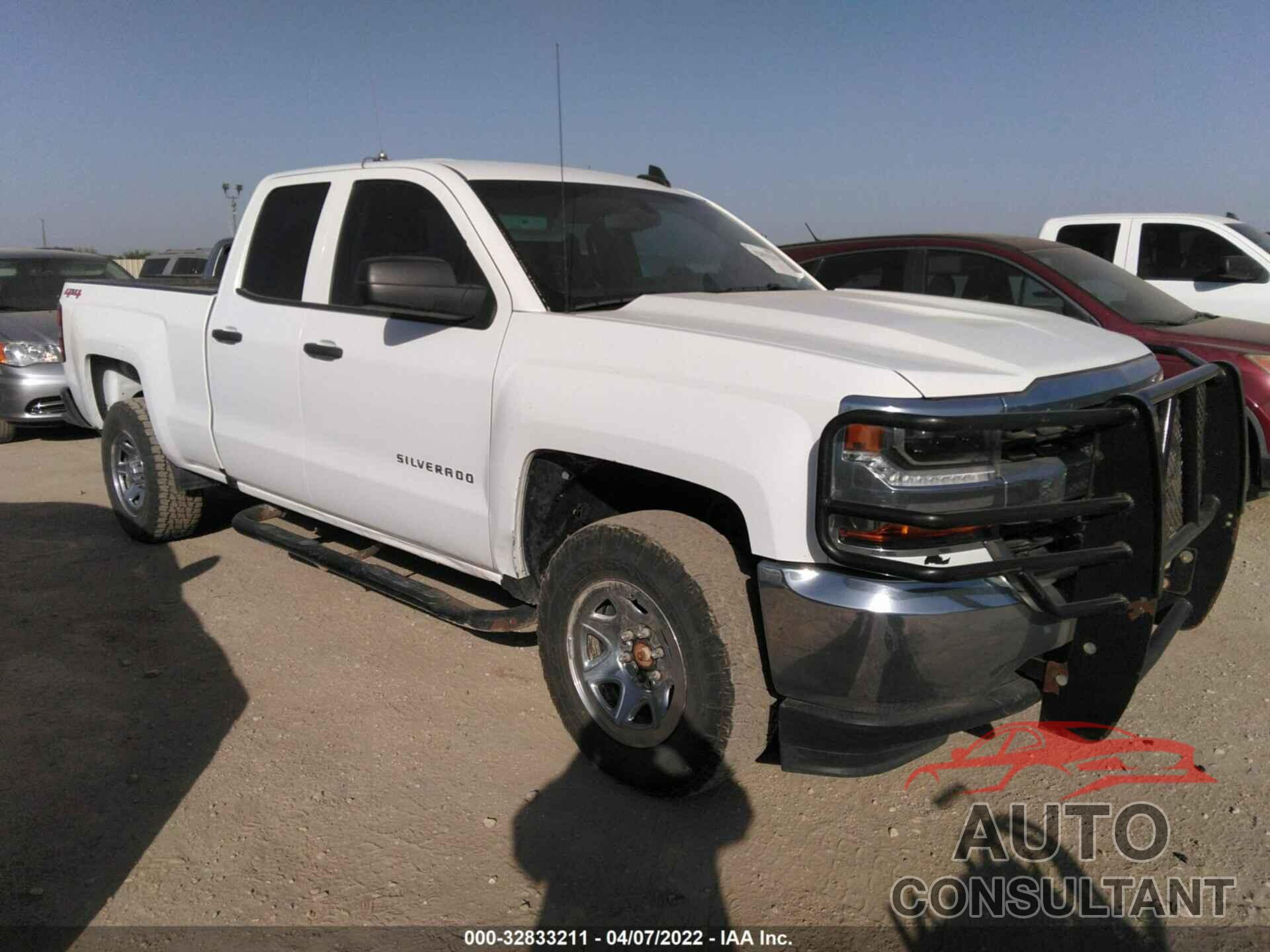 CHEVROLET SILVERADO 1500 2018 - 1GCVKNEC4JZ204099