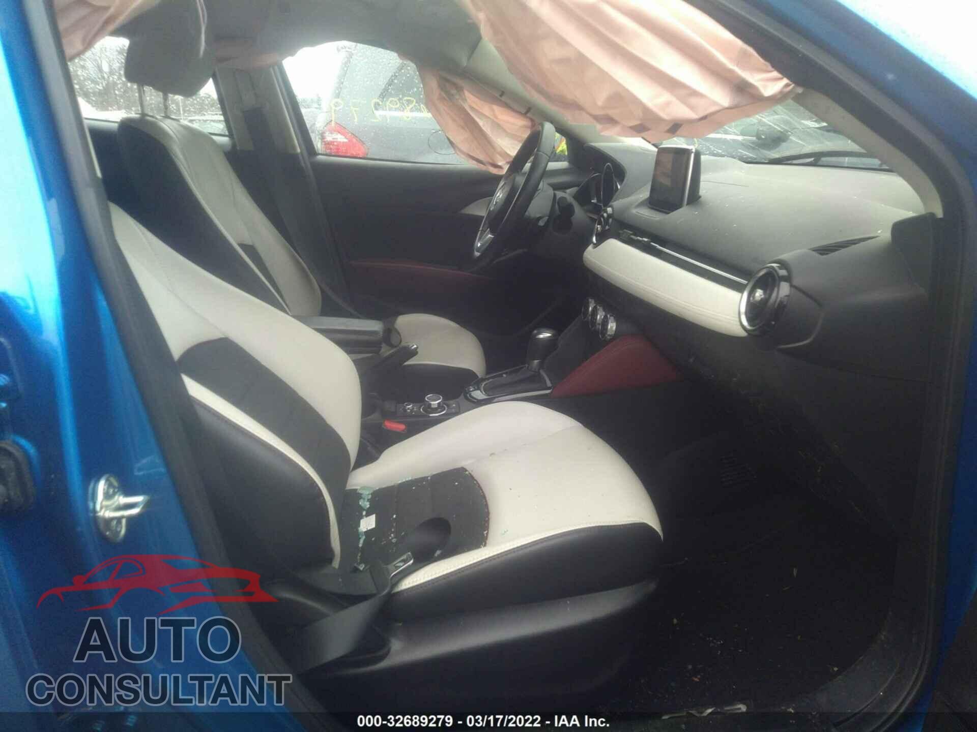 MAZDA CX-3 2017 - JM1DKFD76H0168162