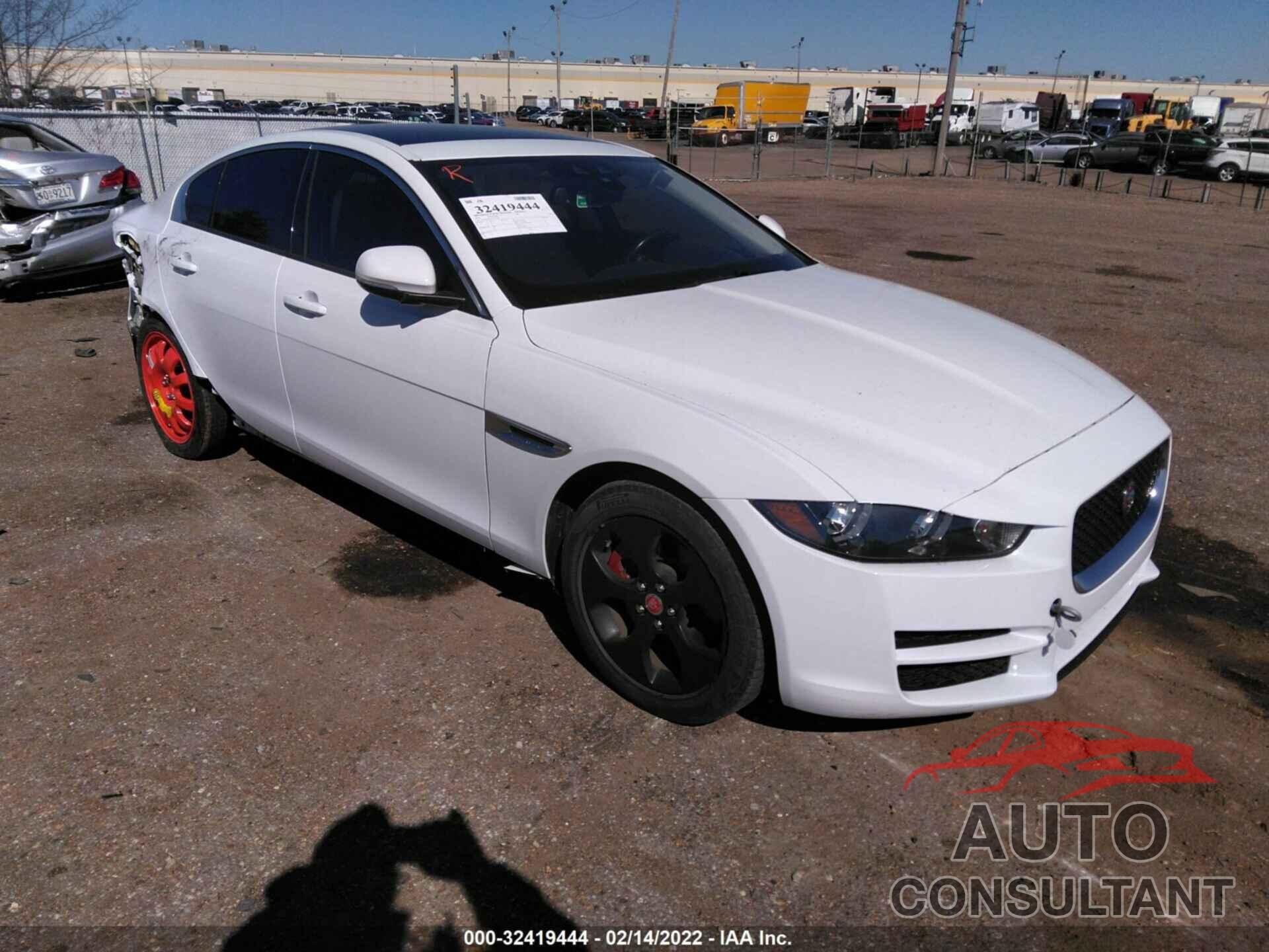 JAGUAR XE 2018 - SAJAR4FX5JCP27268