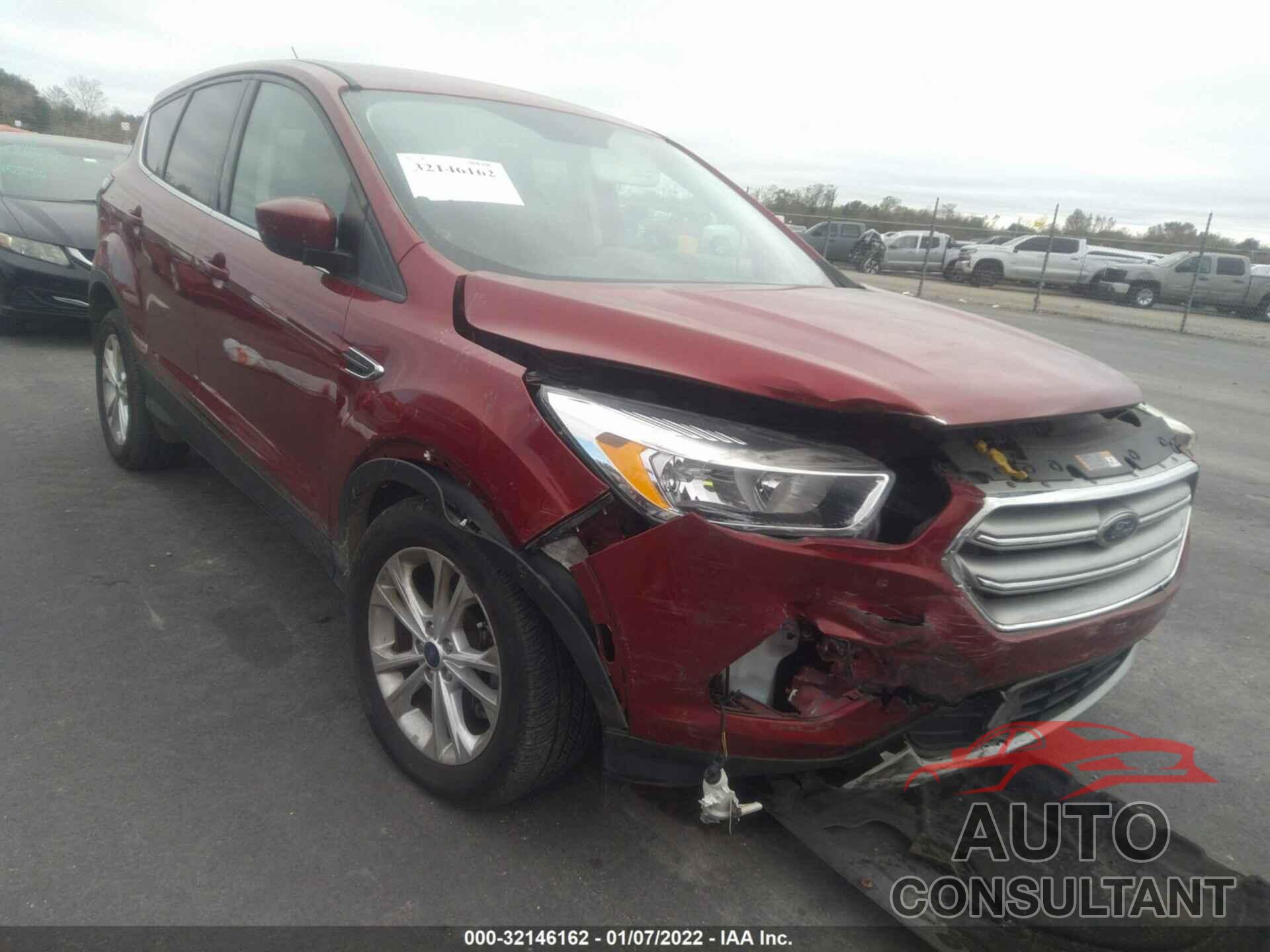 FORD ESCAPE 2017 - 1FMCU0G96HUC99161