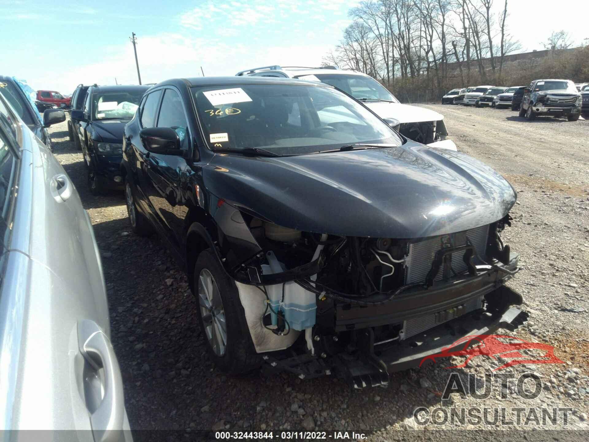 NISSAN ROGUE SPORT 2019 - JN1BJ1CP1KW233392