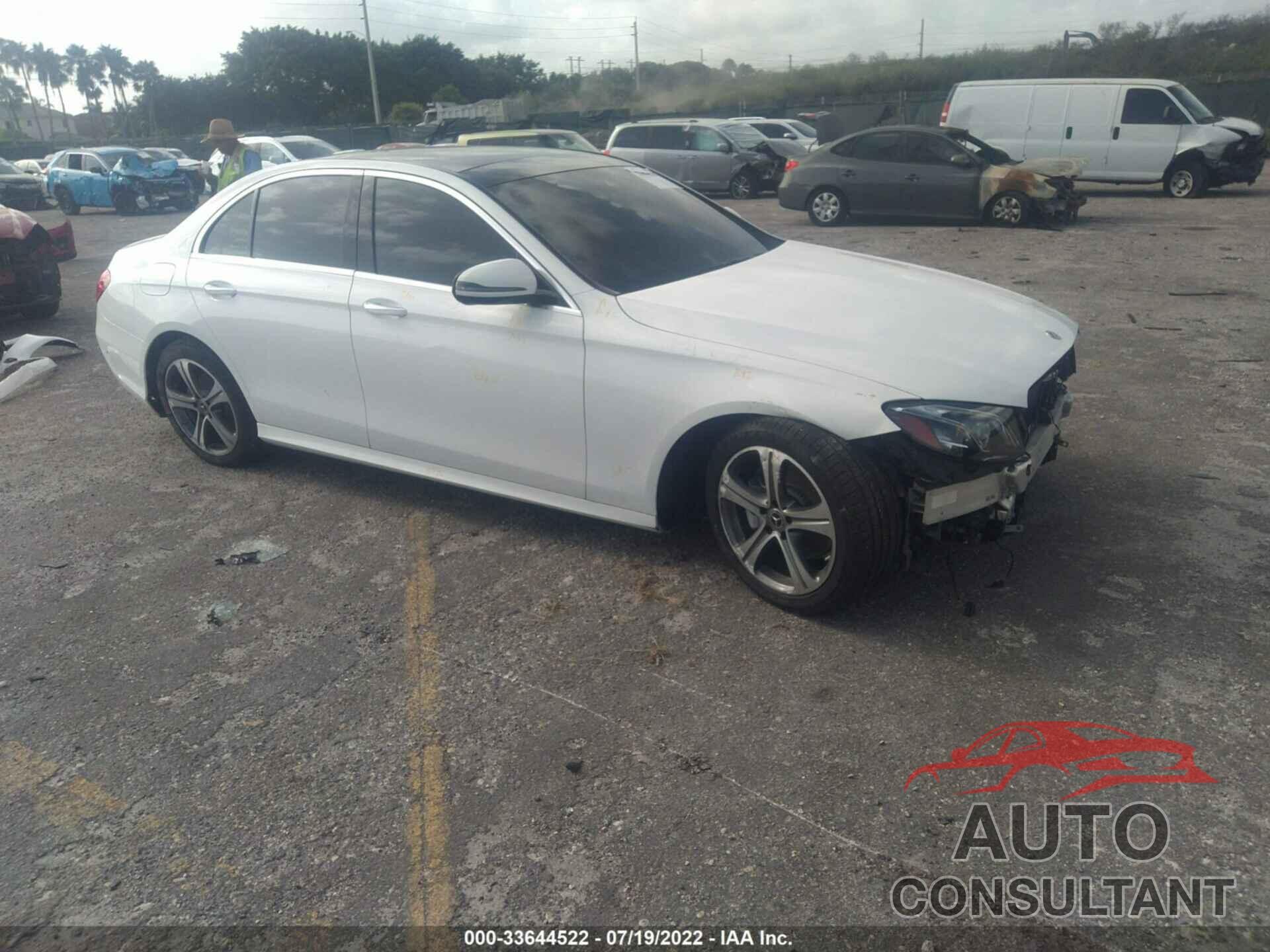 MERCEDES-BENZ E-CLASS 2018 - WDDZF4KB0JA297364