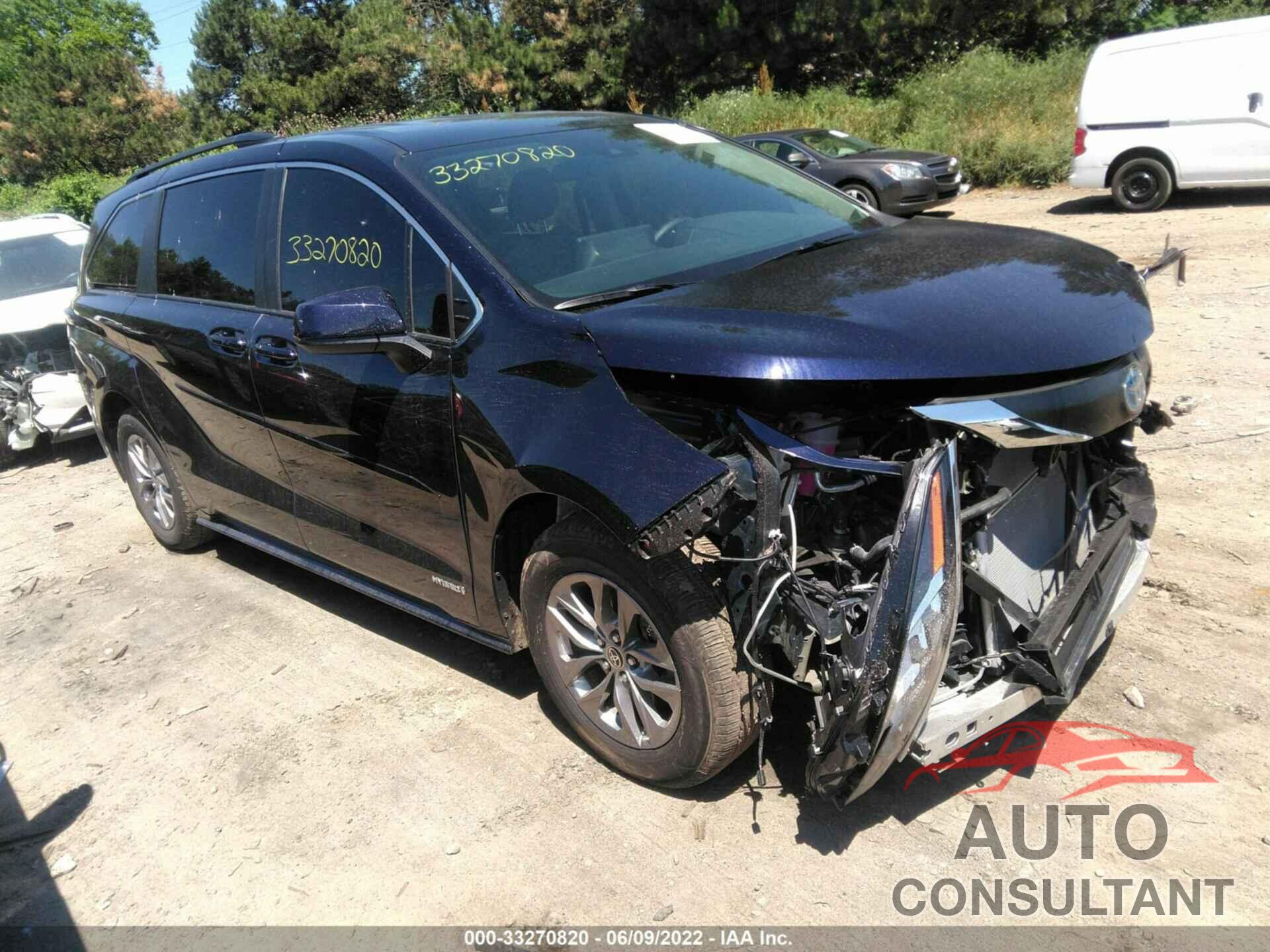 TOYOTA SIENNA 2021 - 5TDKRKEC0MS056469