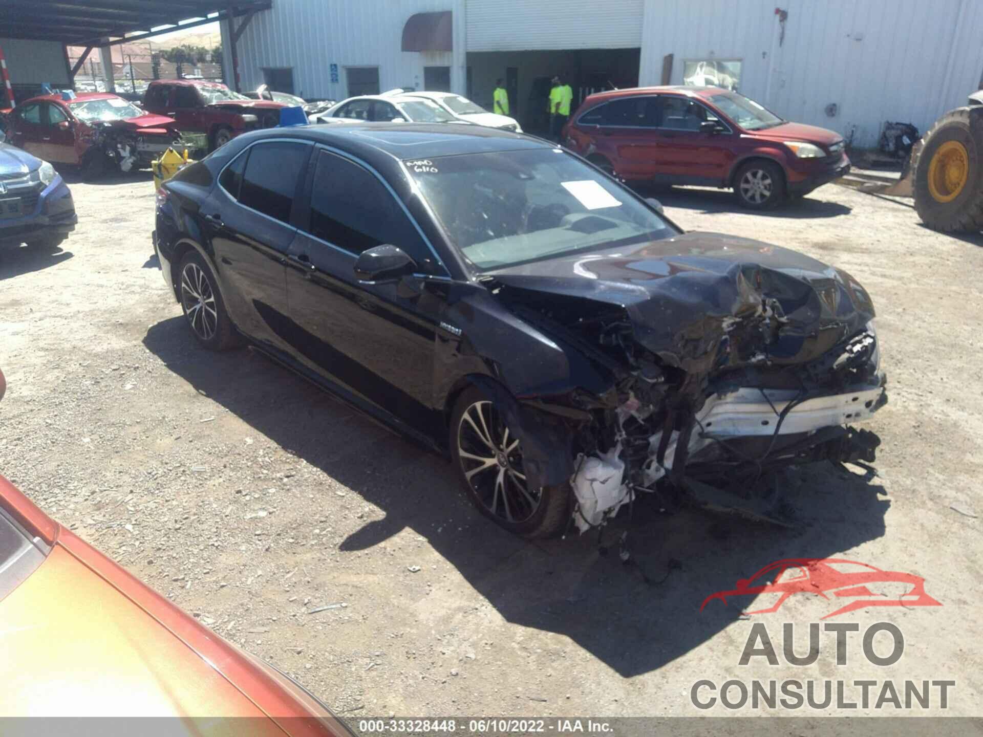 TOYOTA CAMRY 2019 - 4T1B21HK5KU009945