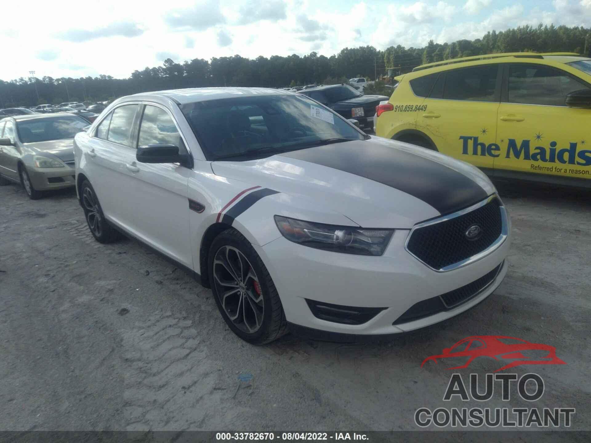 FORD TAURUS 2018 - 1FAHP2KT1JG134015