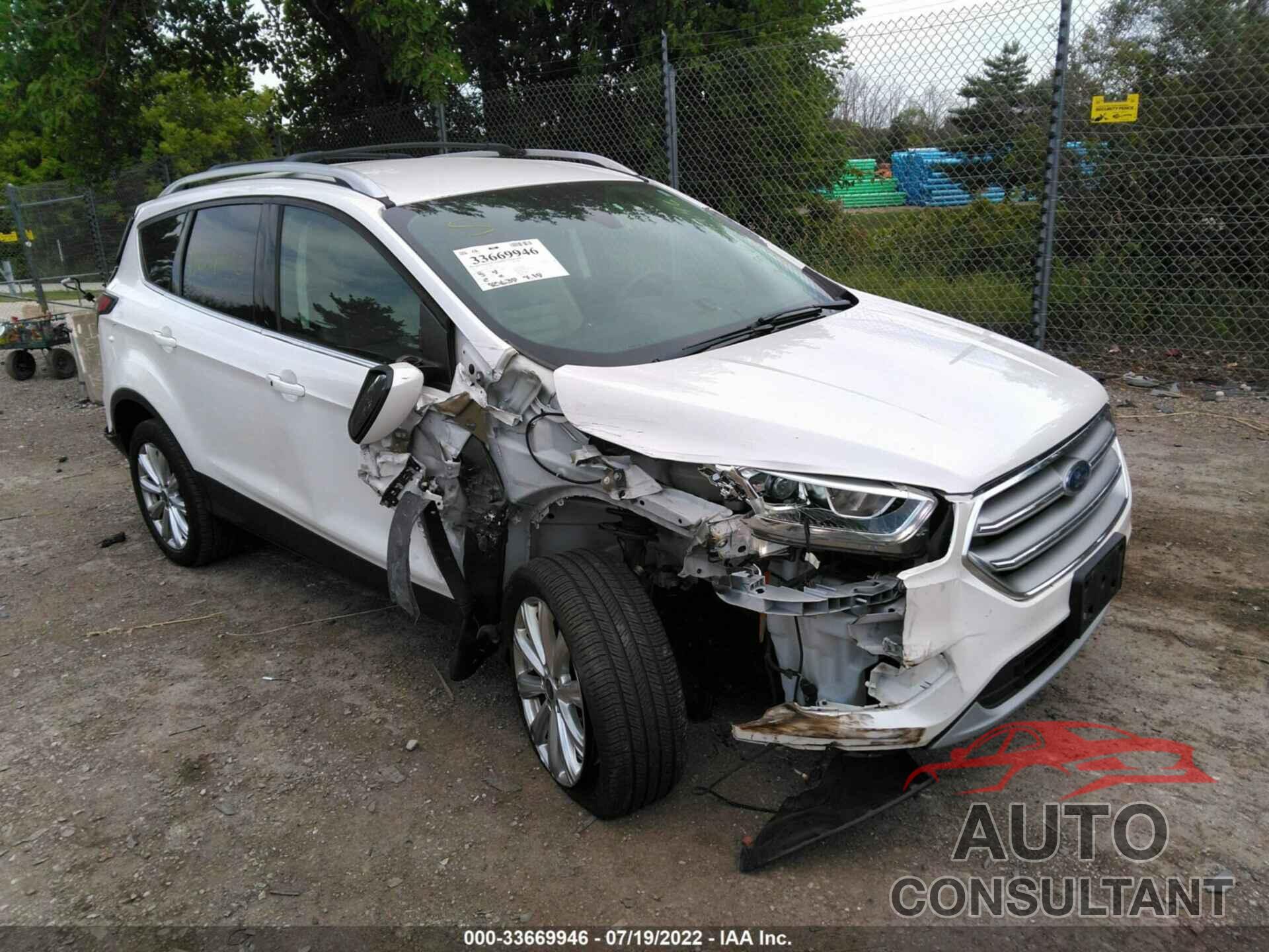 FORD ESCAPE 2017 - 1FMCU0JD5HUA76509