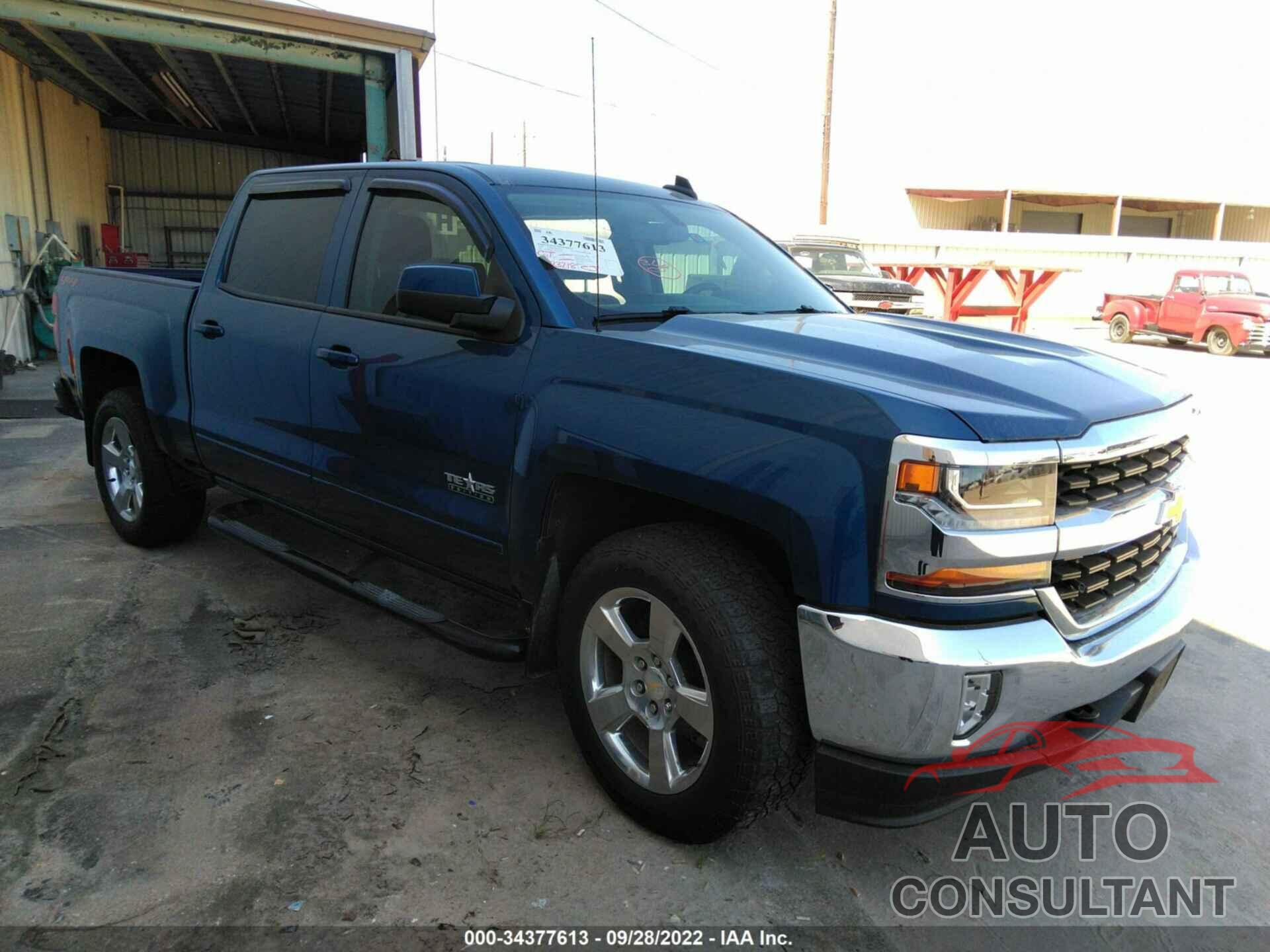CHEVROLET SILVERADO 1500 2018 - 3GCUKREC5JG543392