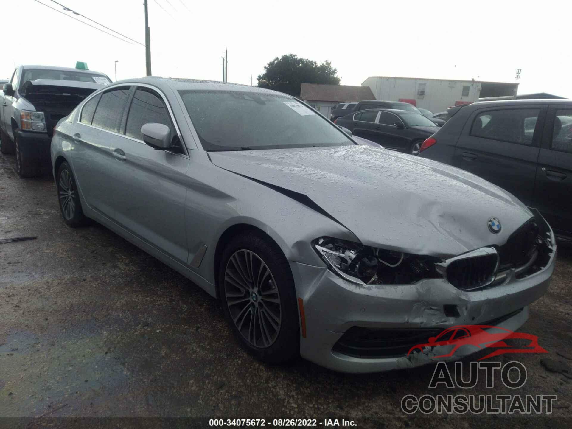 BMW 5 SERIES 2019 - WBAJA5C52KWW13756