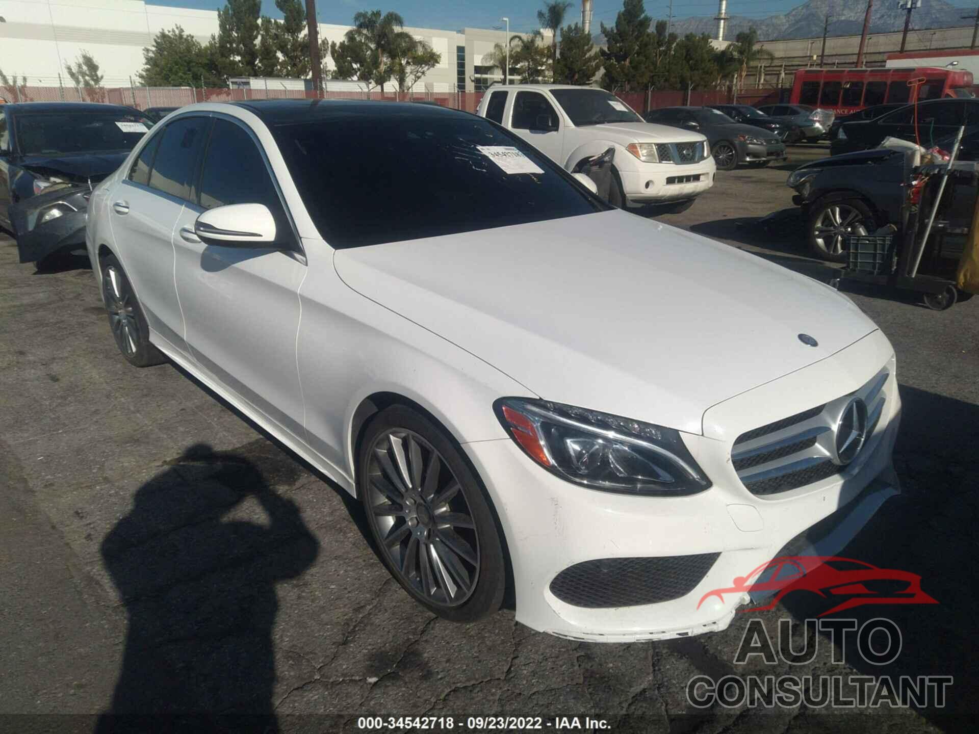 MERCEDES-BENZ C-CLASS 2016 - 55SWF4JB8GU127153