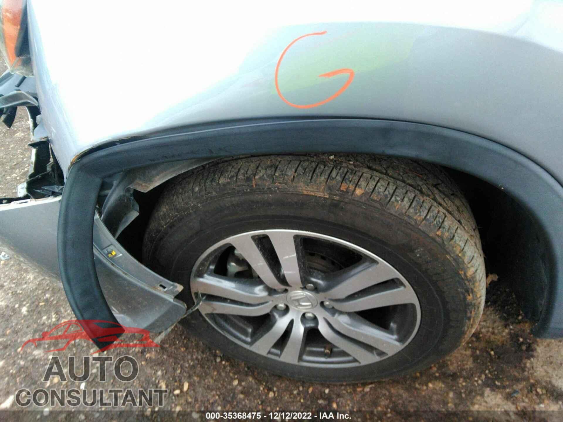 HONDA PILOT 2017 - 5FNYF5H6XHB033060