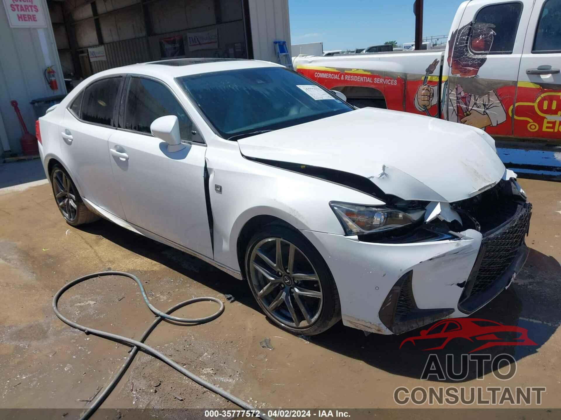 LEXUS IS 300 2018 - JTHBA1D29J5079310