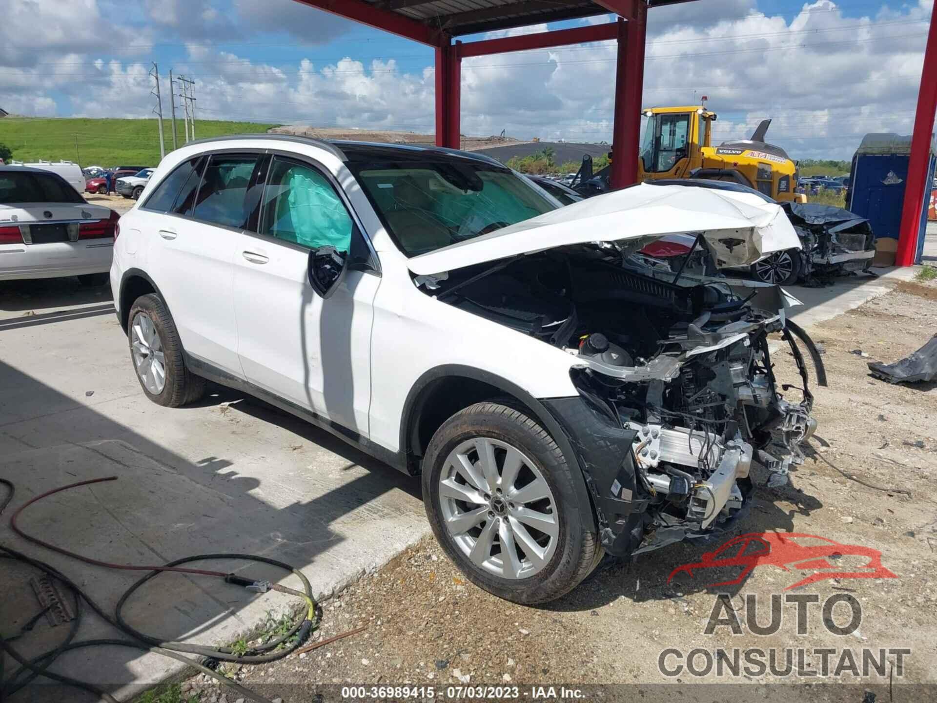 MERCEDES-BENZ GLC 300 2020 - W1N0G8DB2LF811248