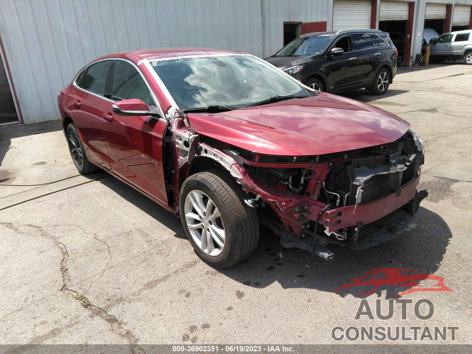 CHEVROLET MALIBU 2018 - 1G1ZD5ST6JF160584