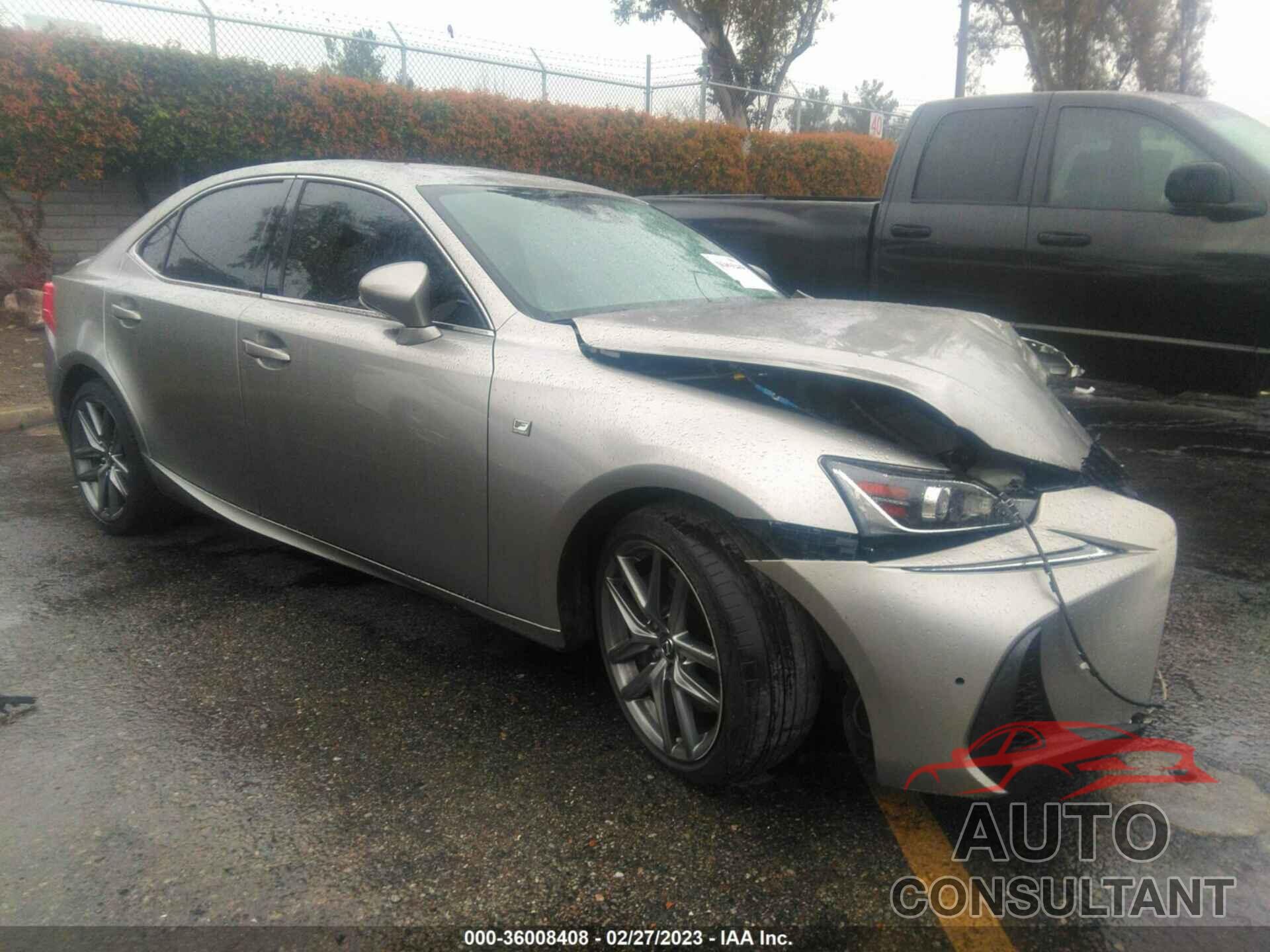 LEXUS IS 2018 - JTHBA1D20J5083522