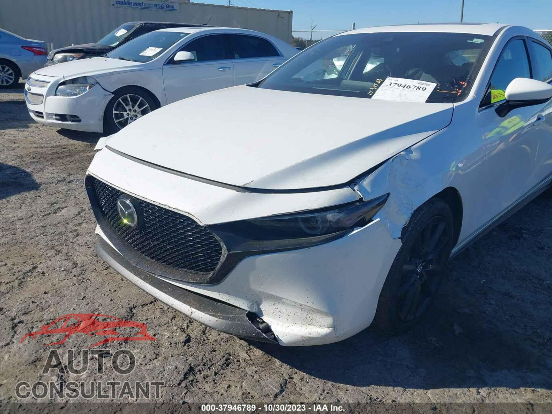 MAZDA MAZDA3 HATCHBACK 2021 - JM1BPBML8M1401655