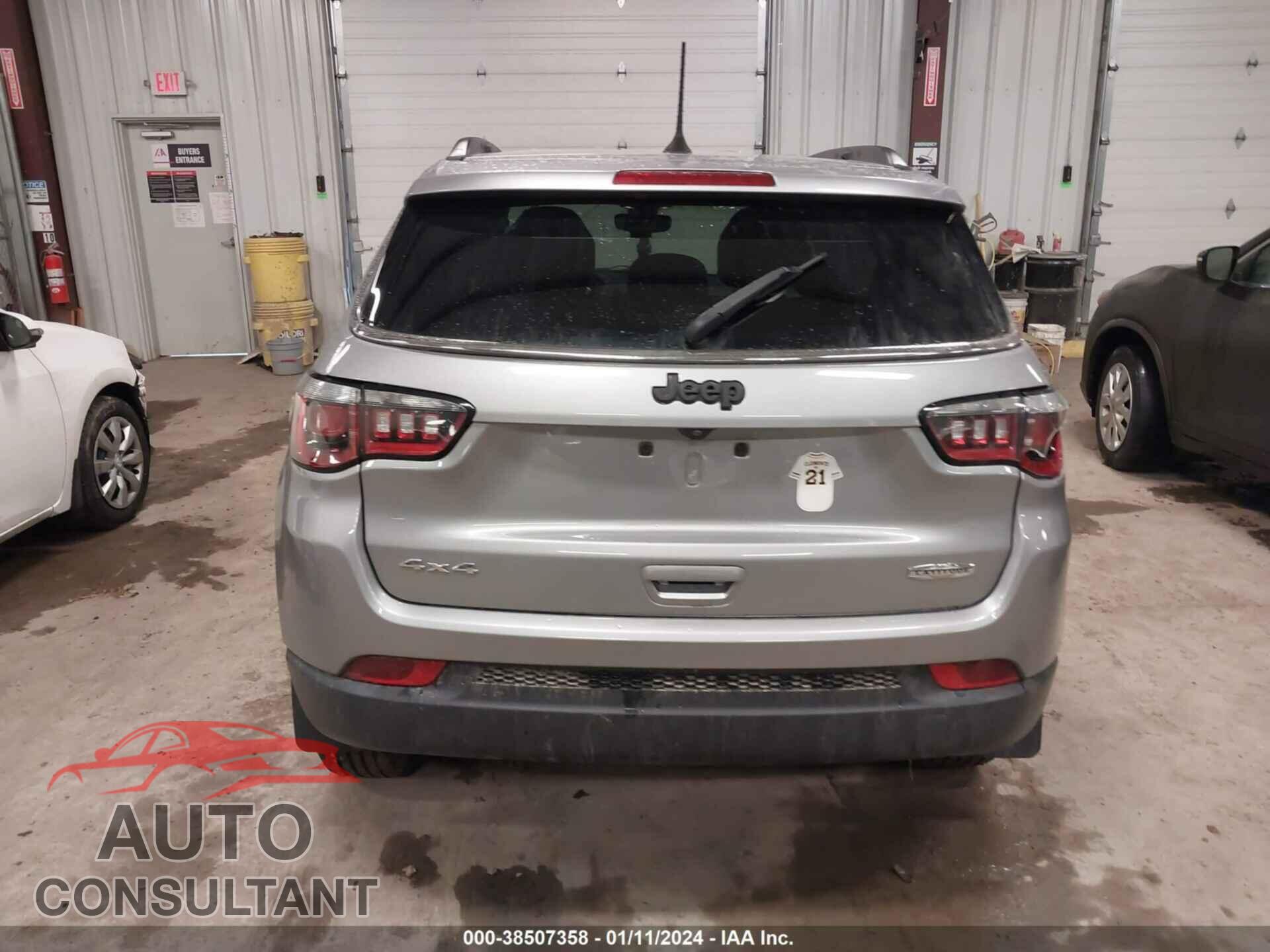 JEEP COMPASS 2019 - 3C4NJDBB9KT835884