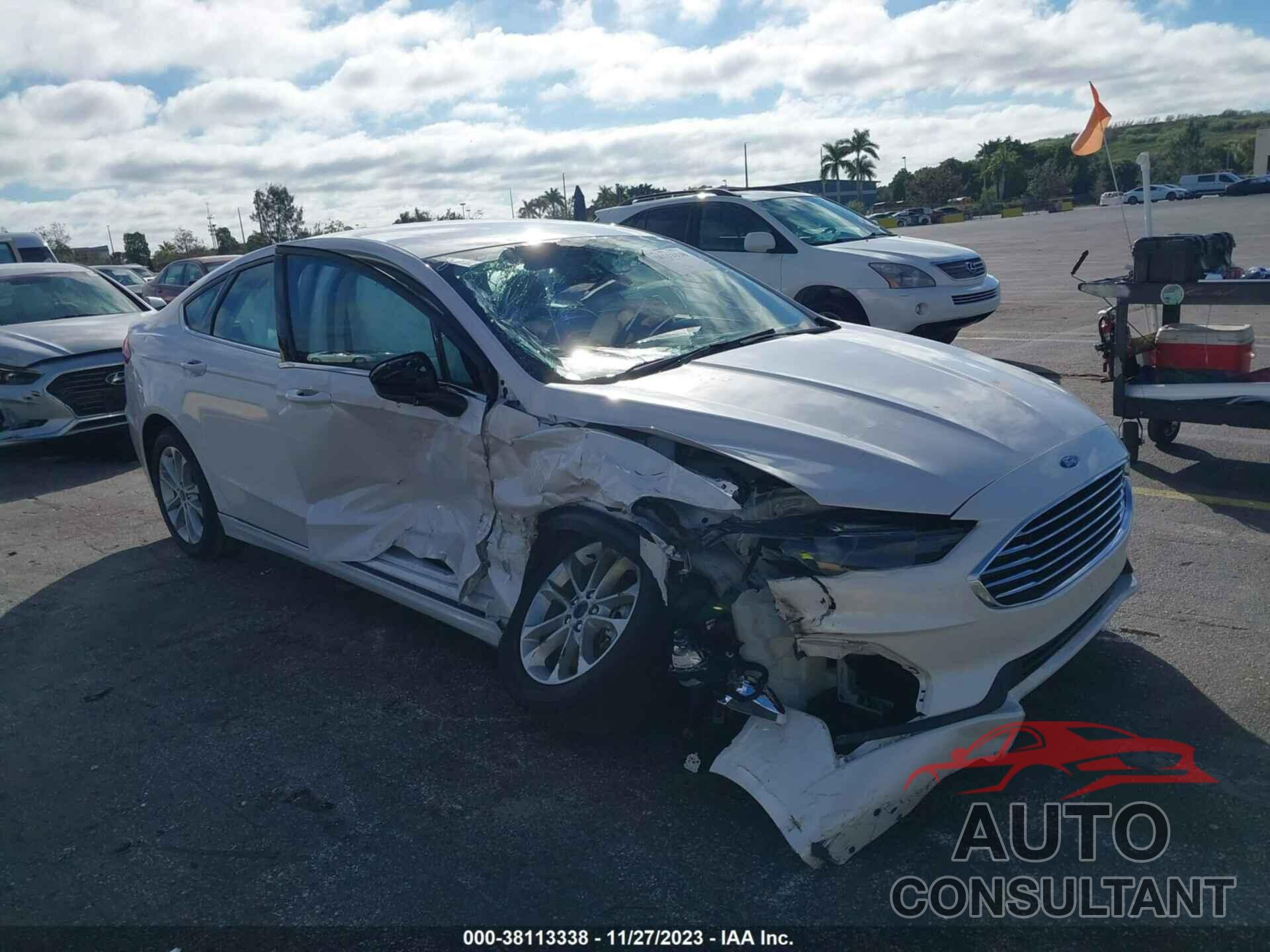 FORD FUSION 2020 - 3FA6P0LU8LR161209