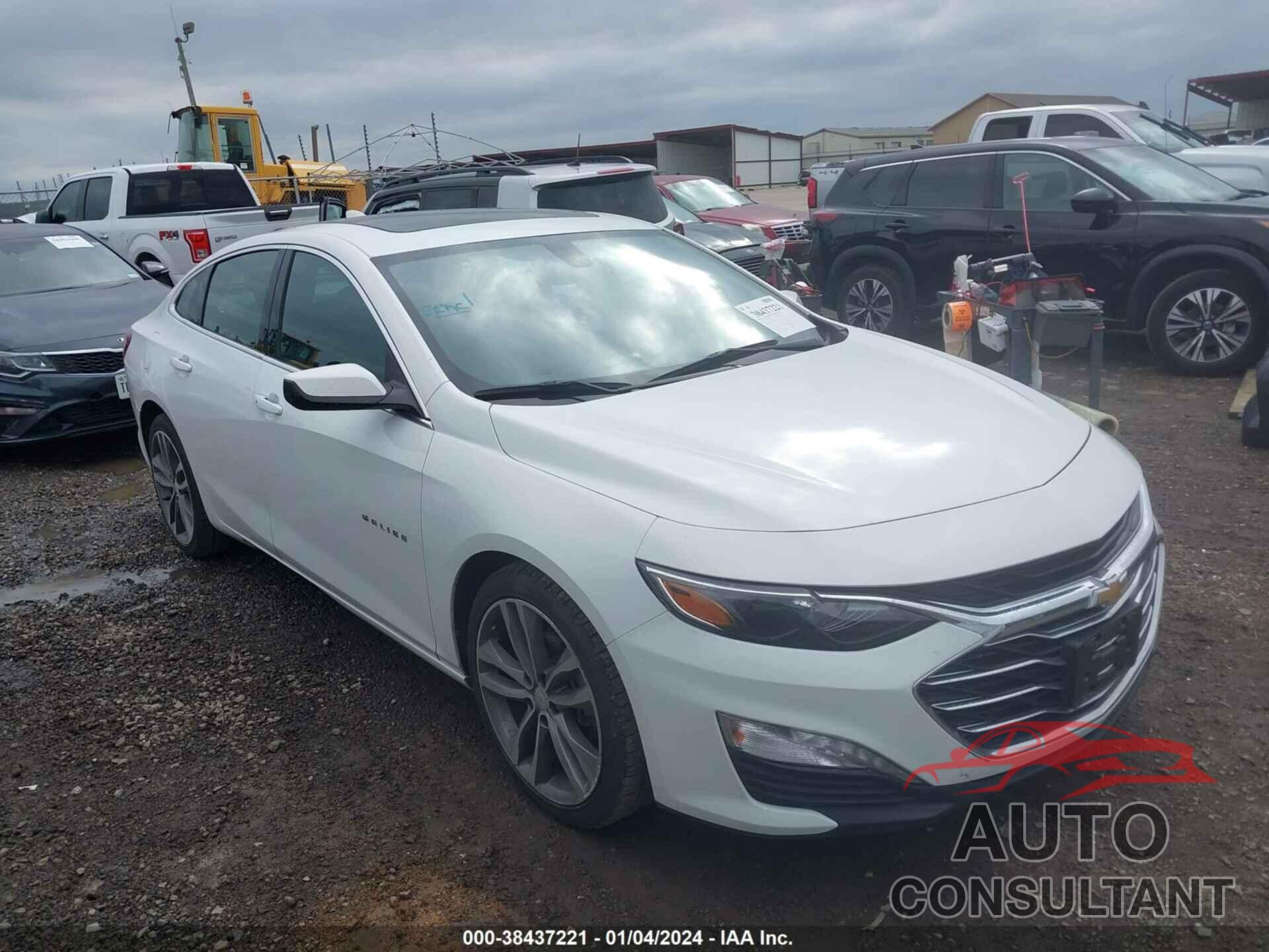 CHEVROLET MALIBU 2022 - 1G1ZD5ST6NF148988