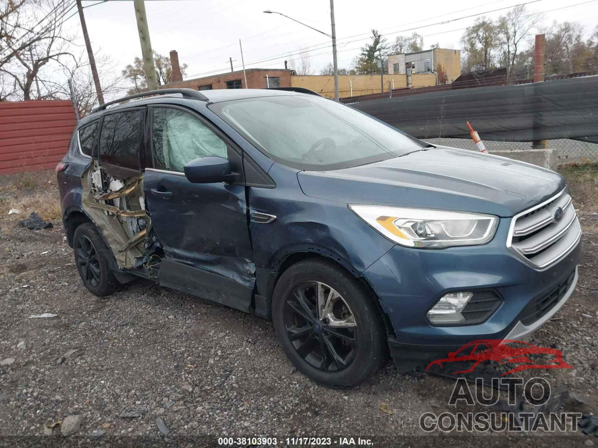 FORD ESCAPE 2018 - 1FMCU0HD3JUA82515