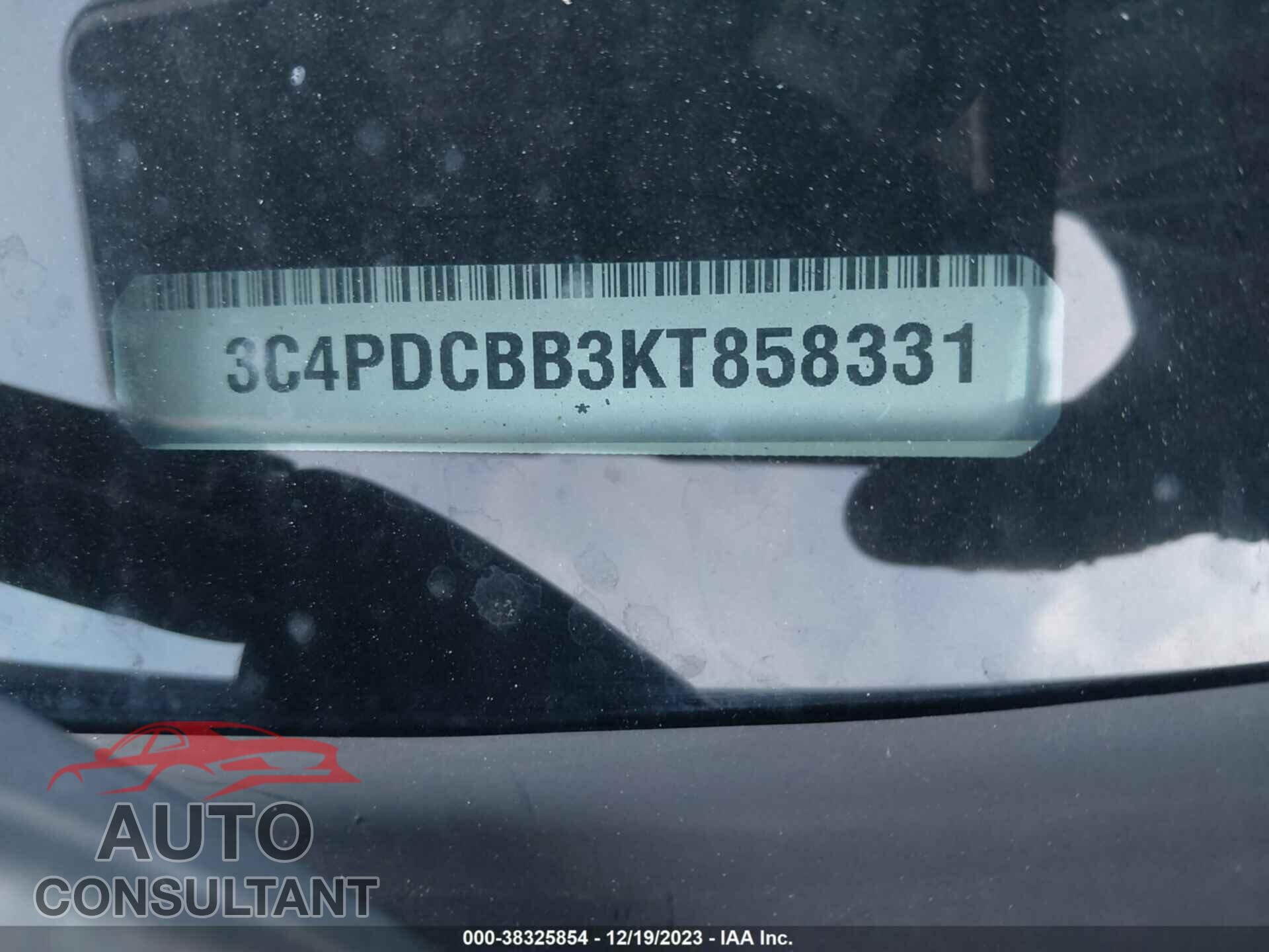 DODGE JOURNEY 2019 - 3C4PDCBB3KT858331