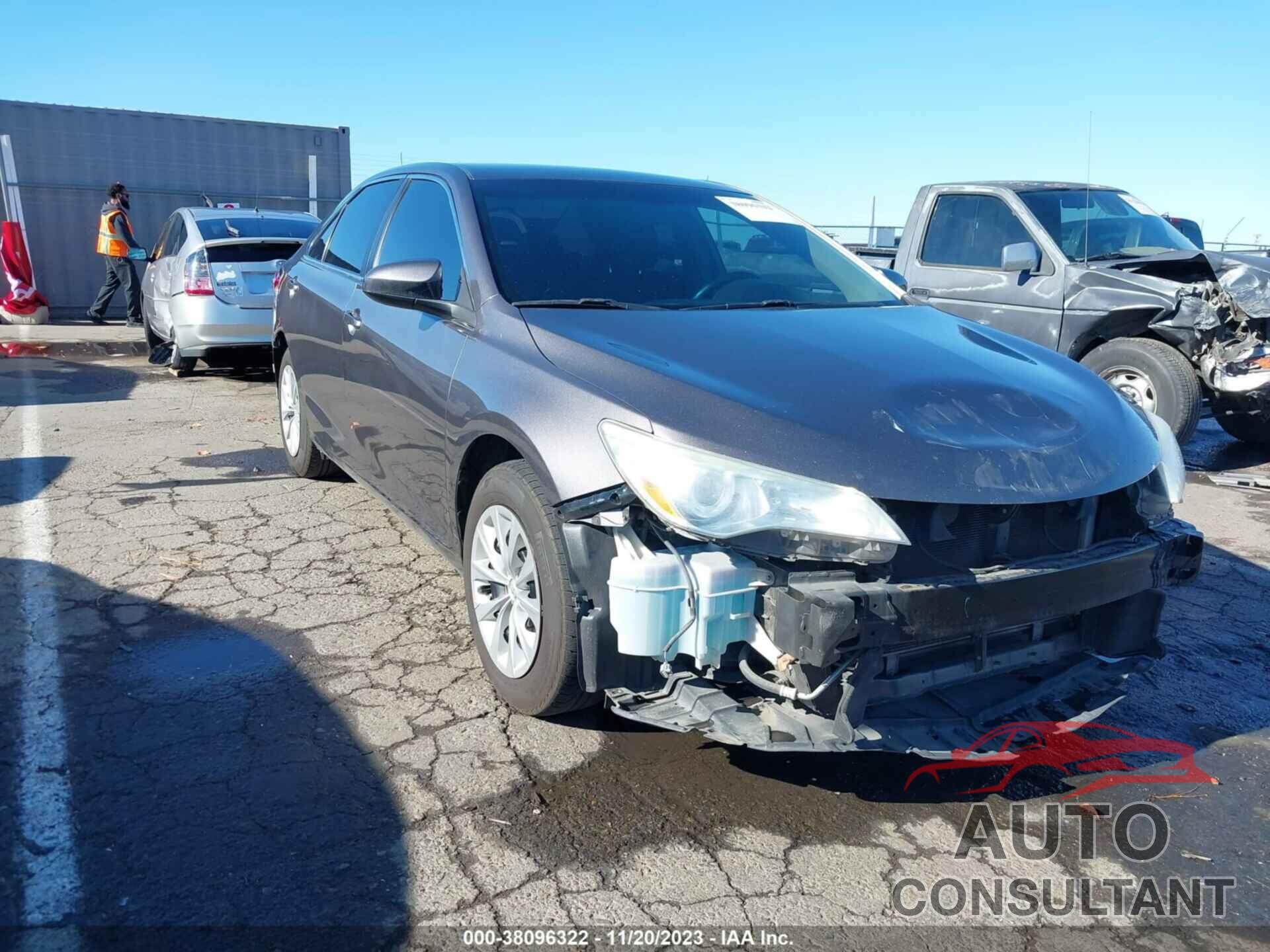 TOYOTA CAMRY 2016 - 4T4BF1FK5GR533665