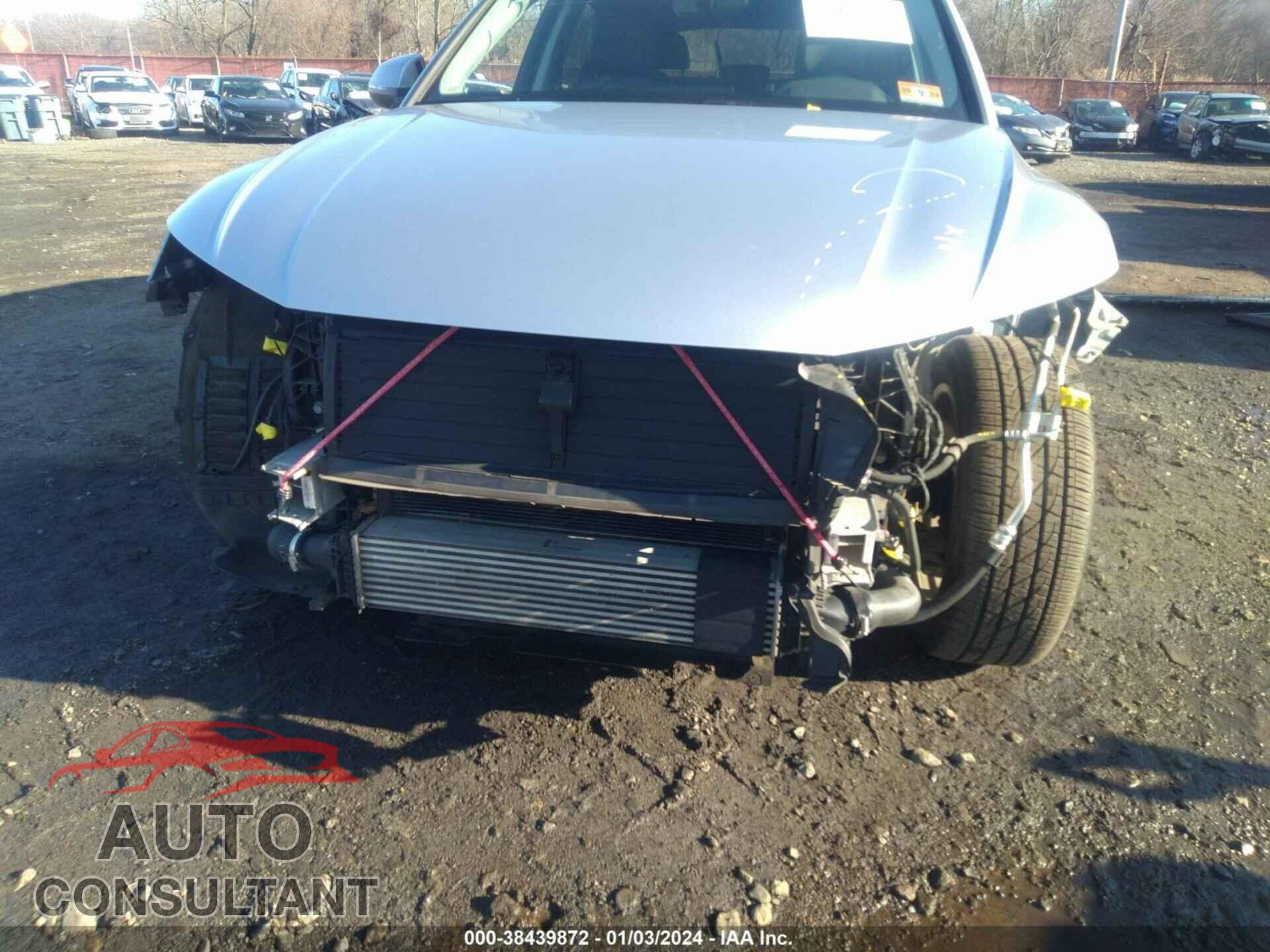 AUDI Q5 2018 - WA1BNAFY8J2039013