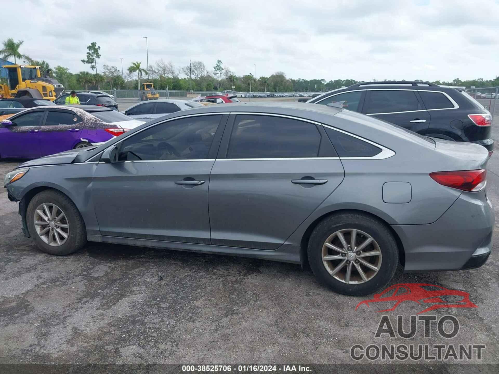 HYUNDAI SONATA 2018 - 5NPE24AF3JH620467