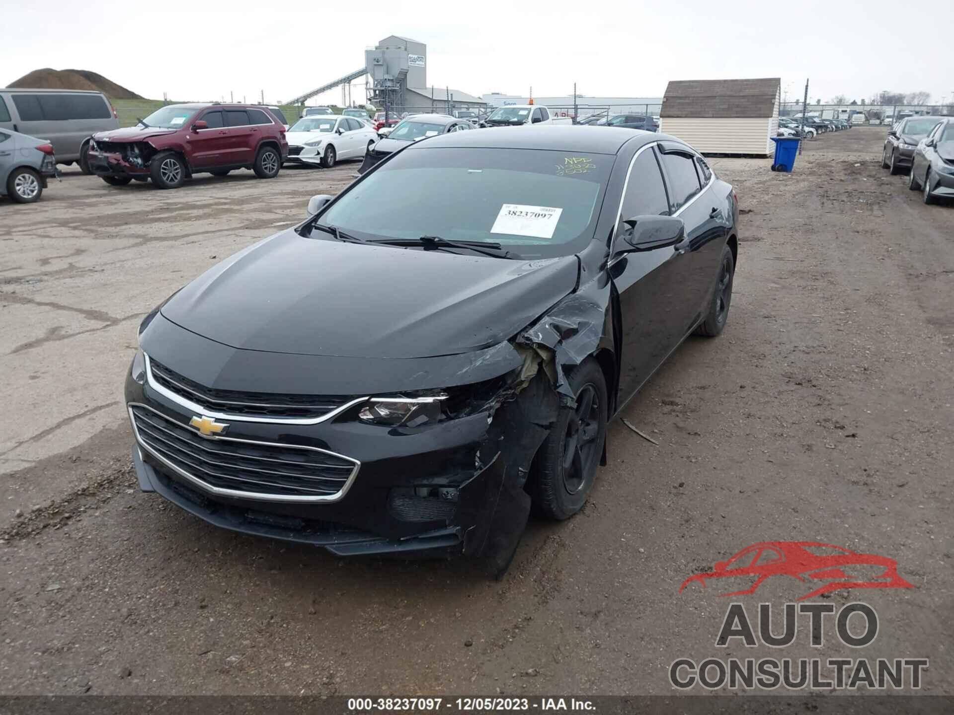 CHEVROLET MALIBU 2018 - 1G1ZB5ST7JF288502