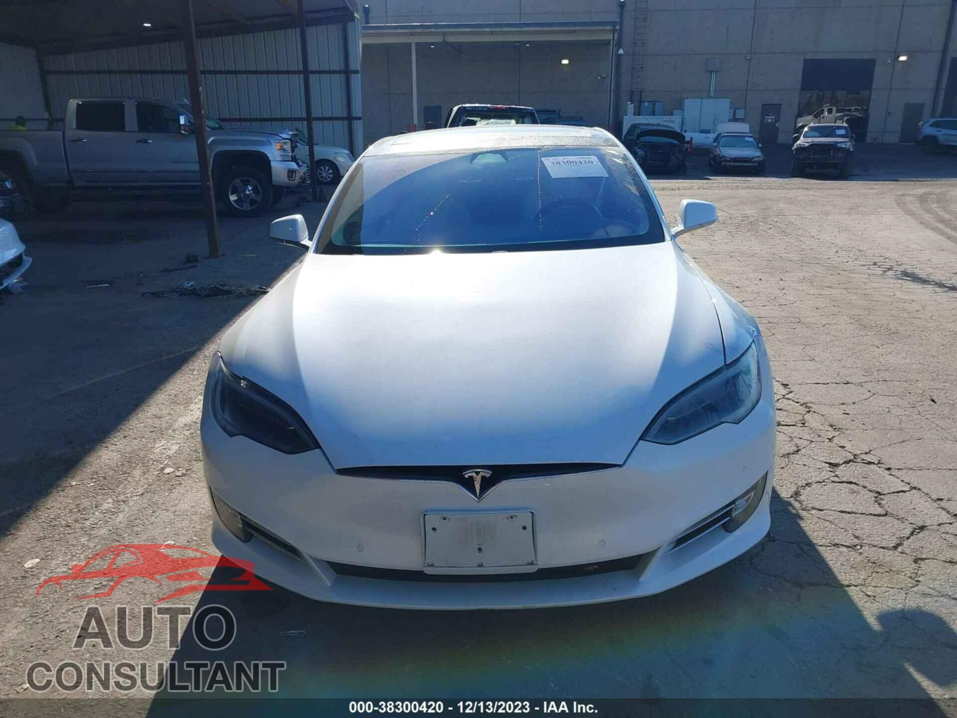 TESLA MODEL S 2018 - 5YJSA1E26JF260752