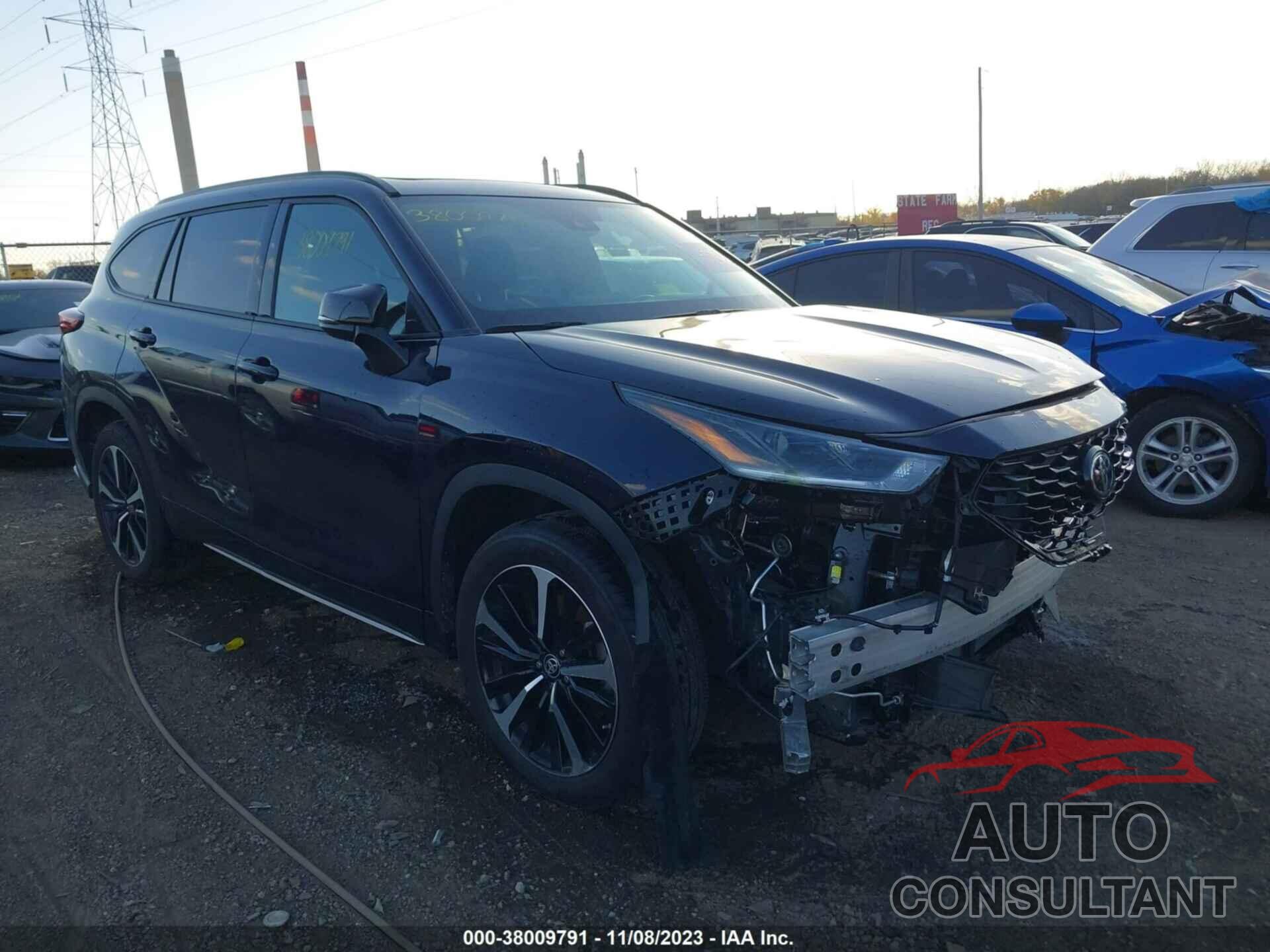 TOYOTA HIGHLANDER 2022 - 5TDJZRBH5NS165953