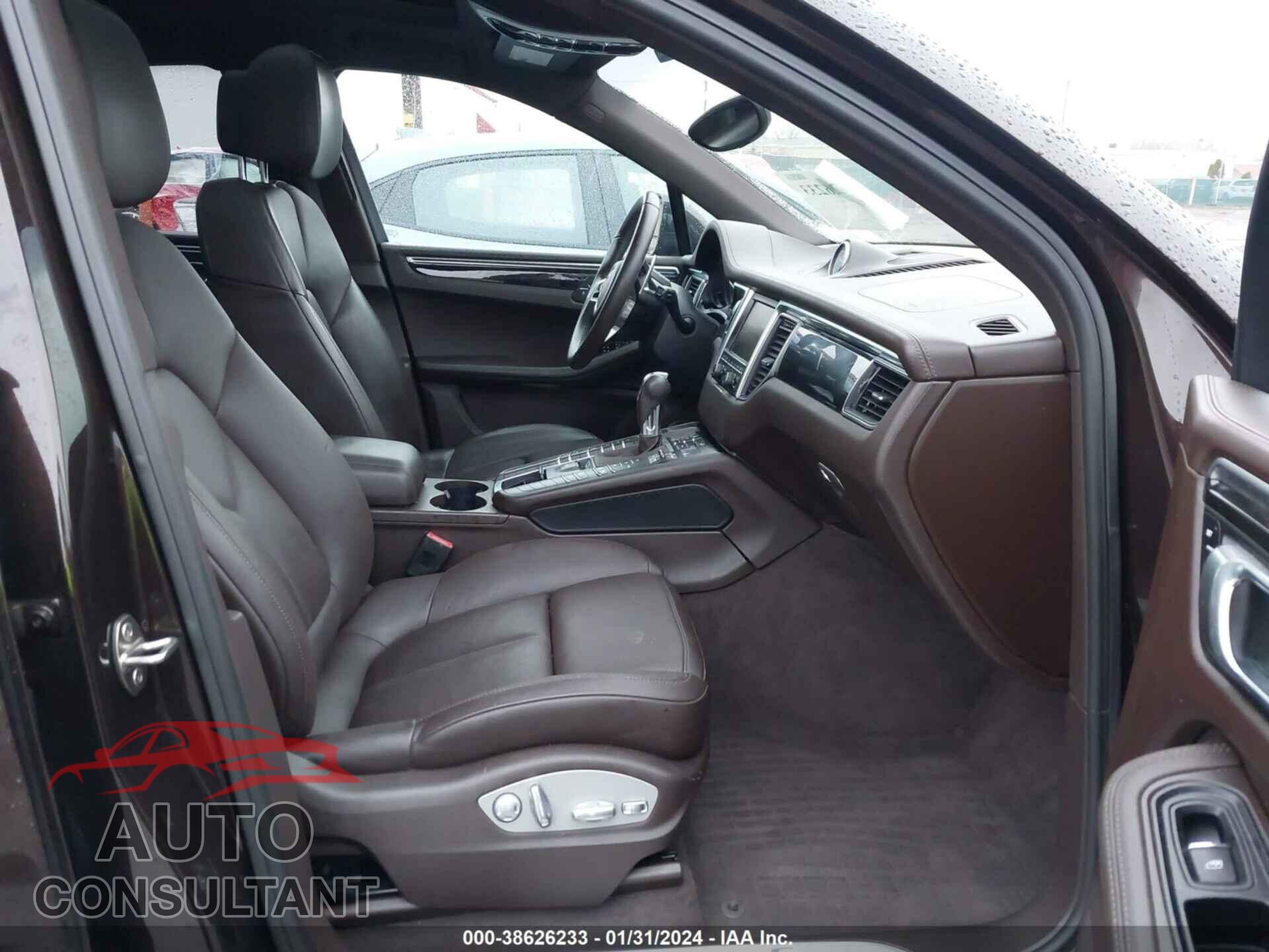 PORSCHE MACAN 2016 - WP1AB2A56GLB57530
