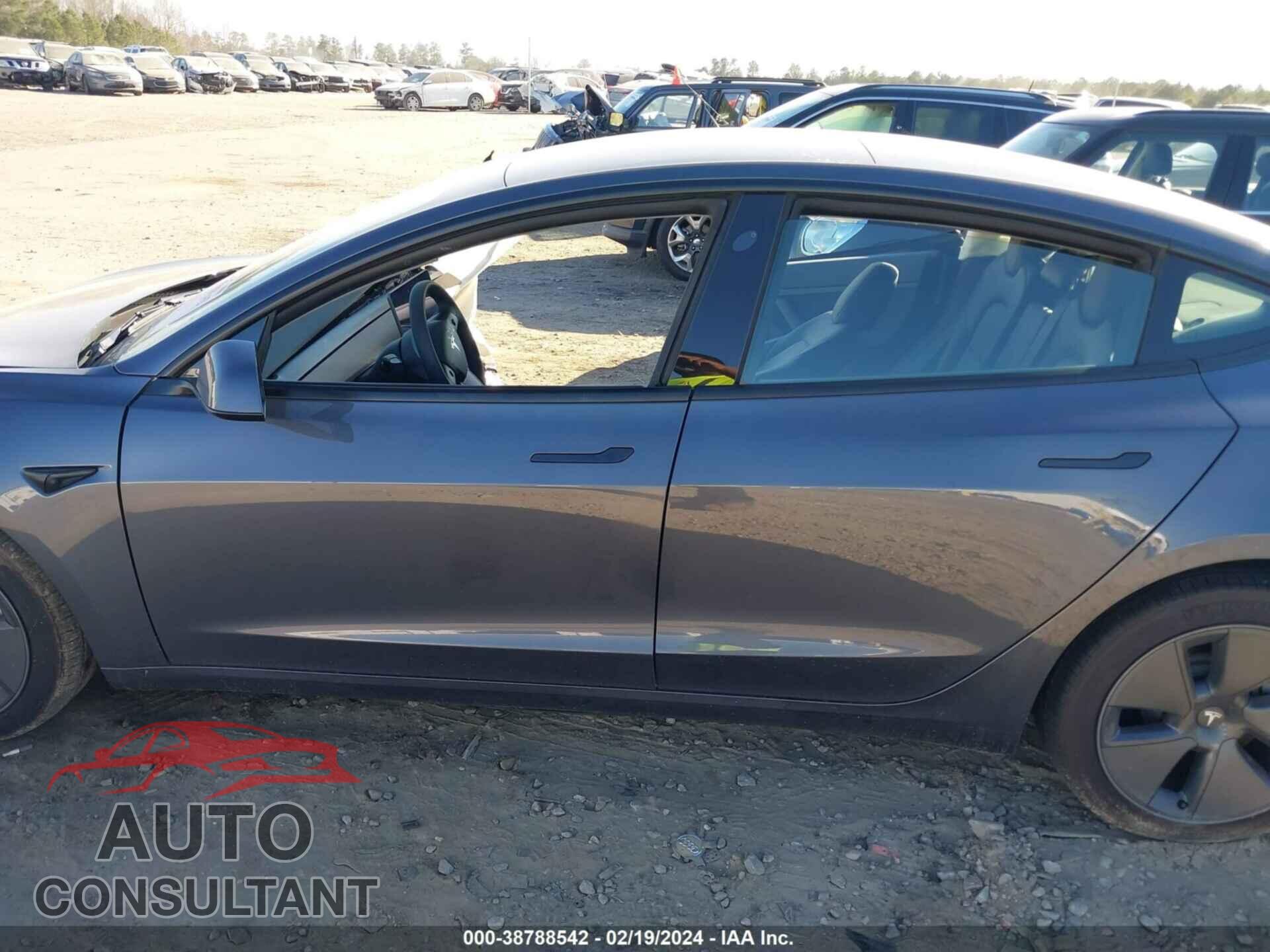 TESLA MODEL 3 2023 - 5YJ3E1EA3PF667260