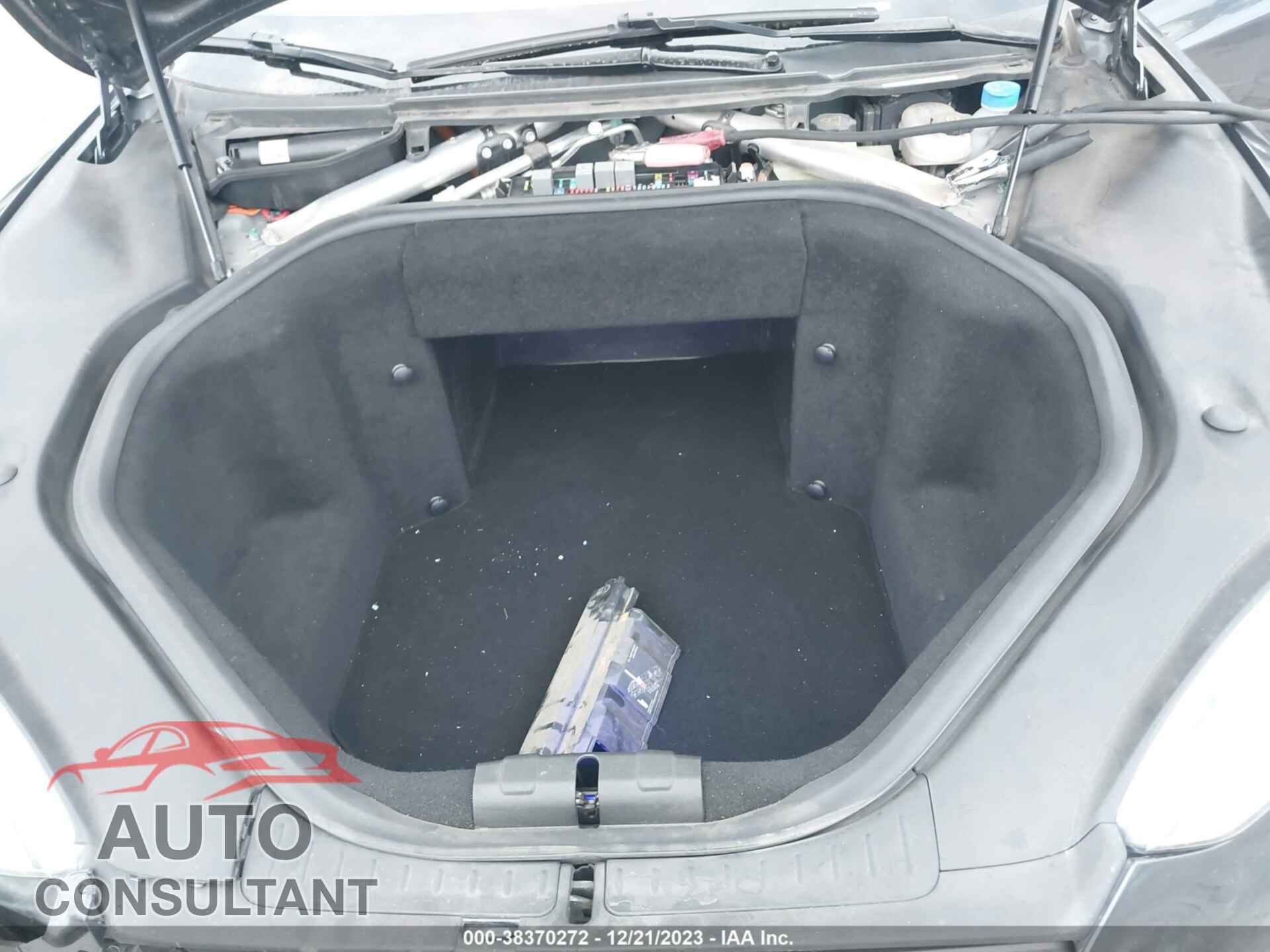 TESLA MODEL S 2015 - 5YJSA1E14FF120293