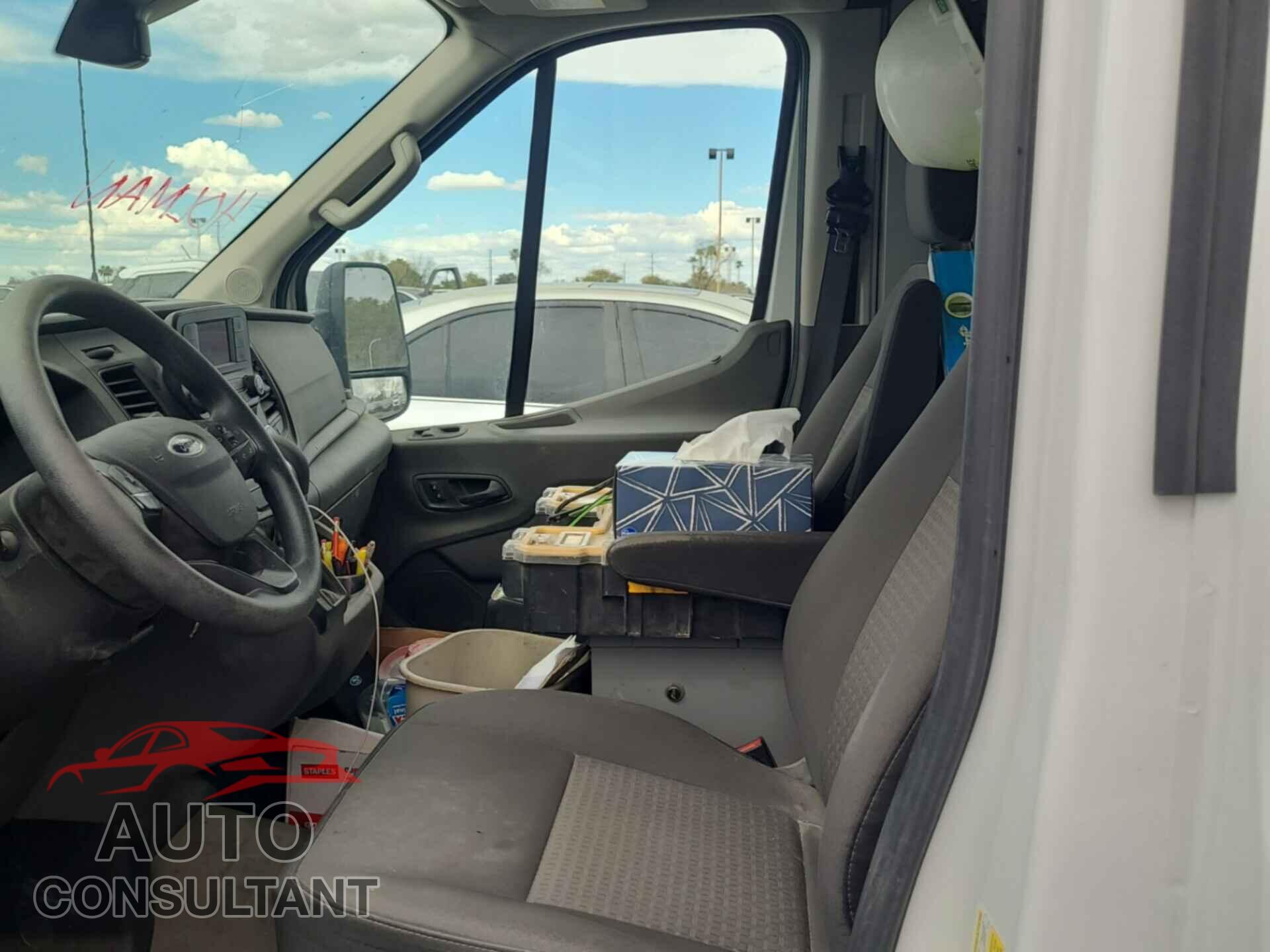 FORD TRANSIT 2020 - 1FTBR1CG7LKB75397