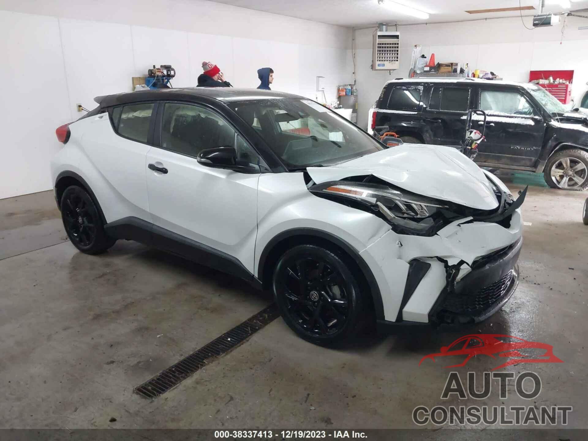 TOYOTA C-HR 2022 - JTNKHMBX5N1129903